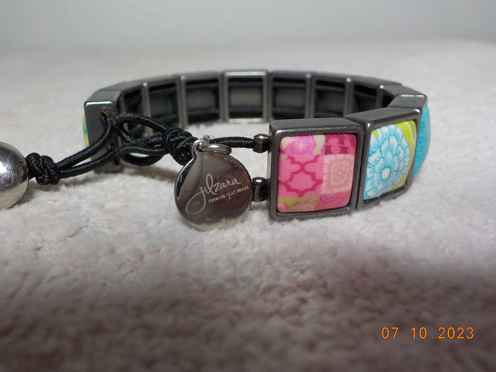 JILZARA PREMIUM CLAY BEADED BRACELET W/MULTI-COLOR/MULTI PATTERN SQUARE LINKS