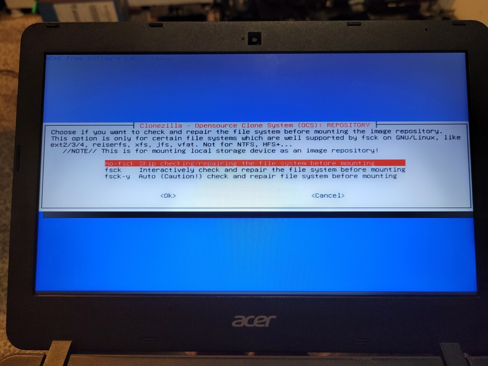 Clonezilla 64 Bit Bootable Image, Restore, Backup - Windows/Linux 16G USB Stick