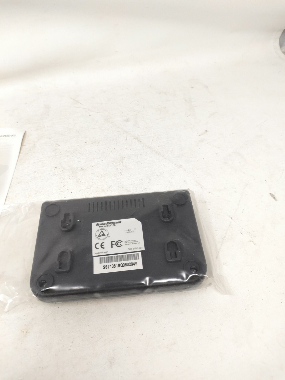 SpeedStream SS2105 5-Port Fast Ethernet Switch 10/100 Mbps