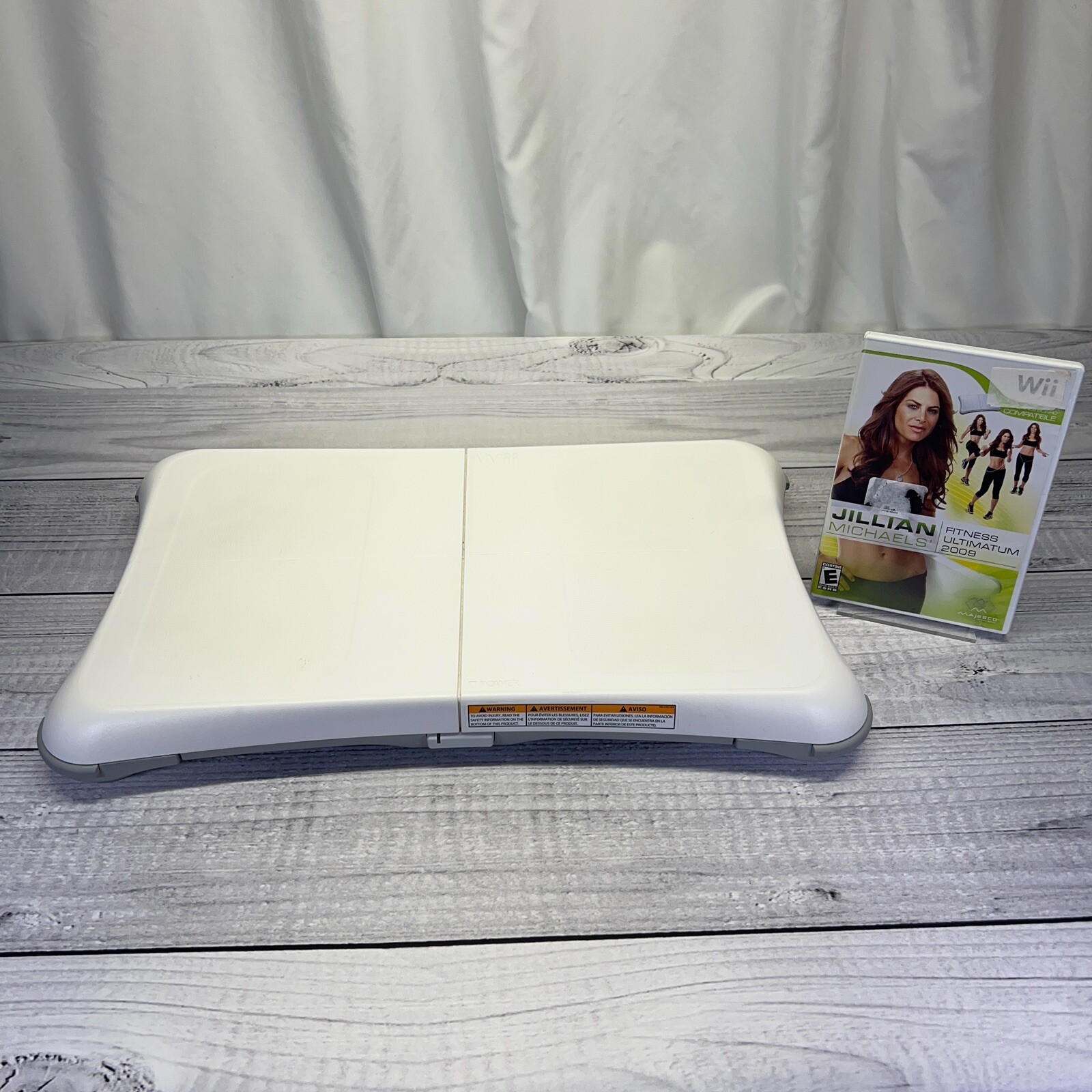 Nintendo Wii Fit Balance Board With Wii Fitness Ultimatum Game Complete Tested