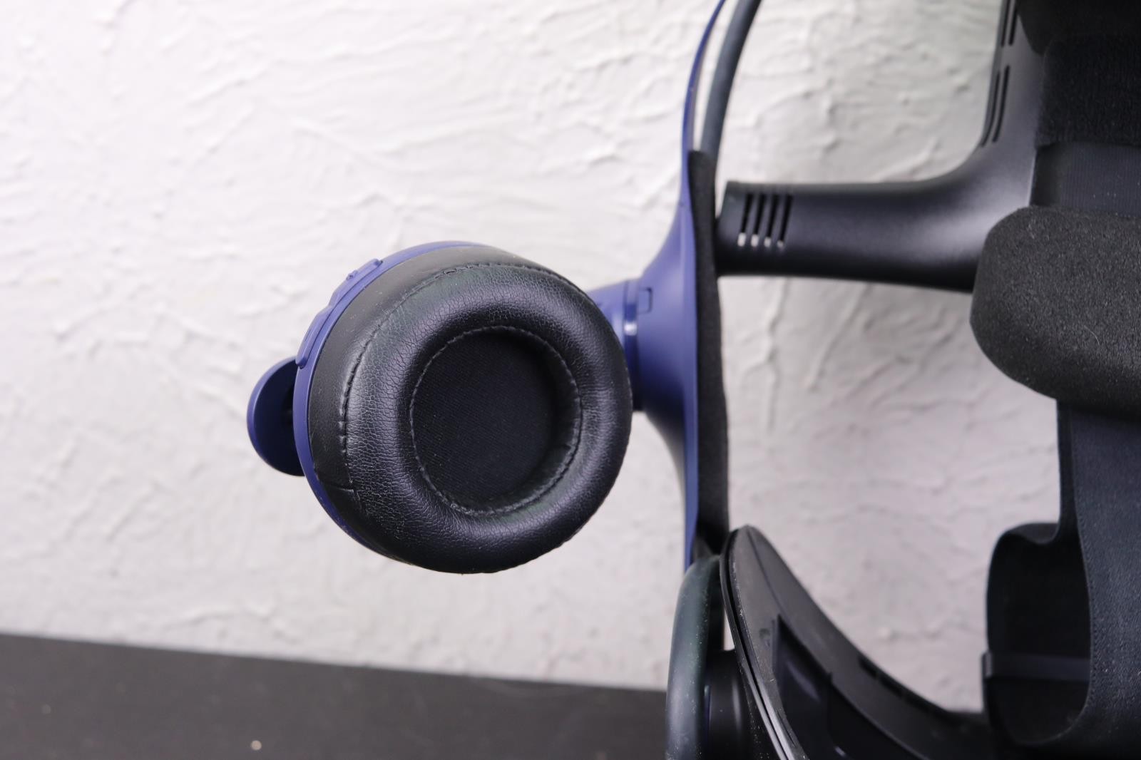 HTC VIVE Pro HMD VR Headset W/ Cables & Wireless Adapter - NOT COMPLETE