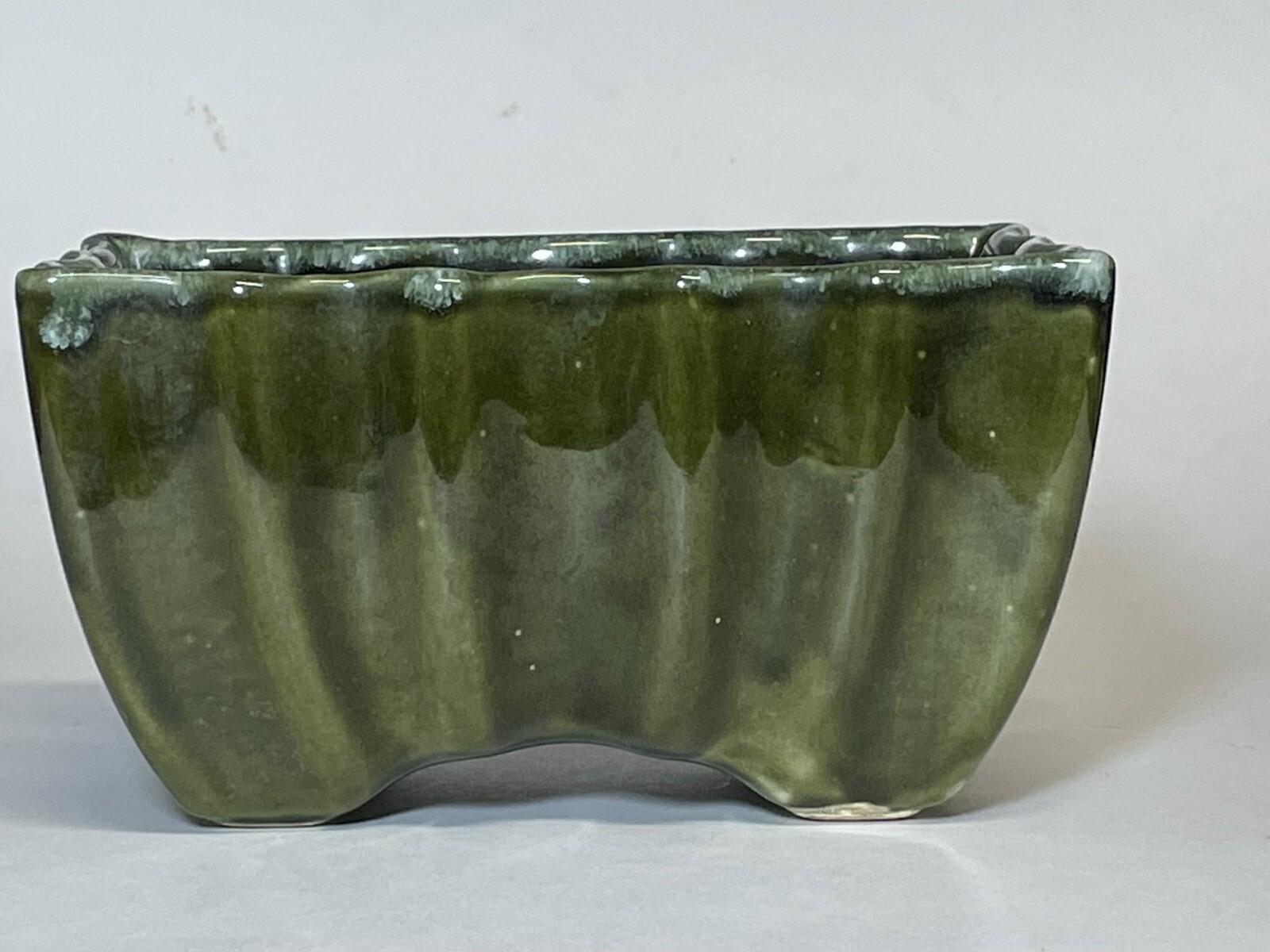 Wavy Ceramic Olive Green Planter 6.5”