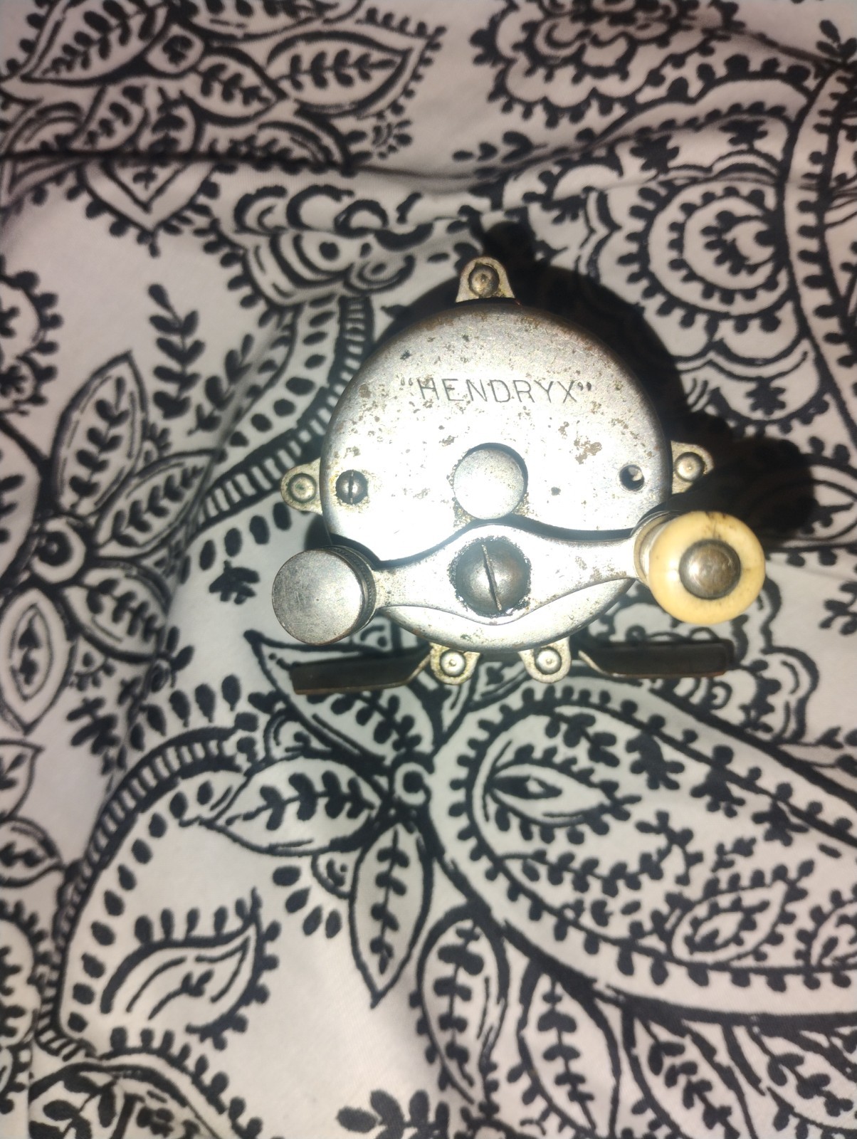 Antique Fishing Reel HENDRYX # 60