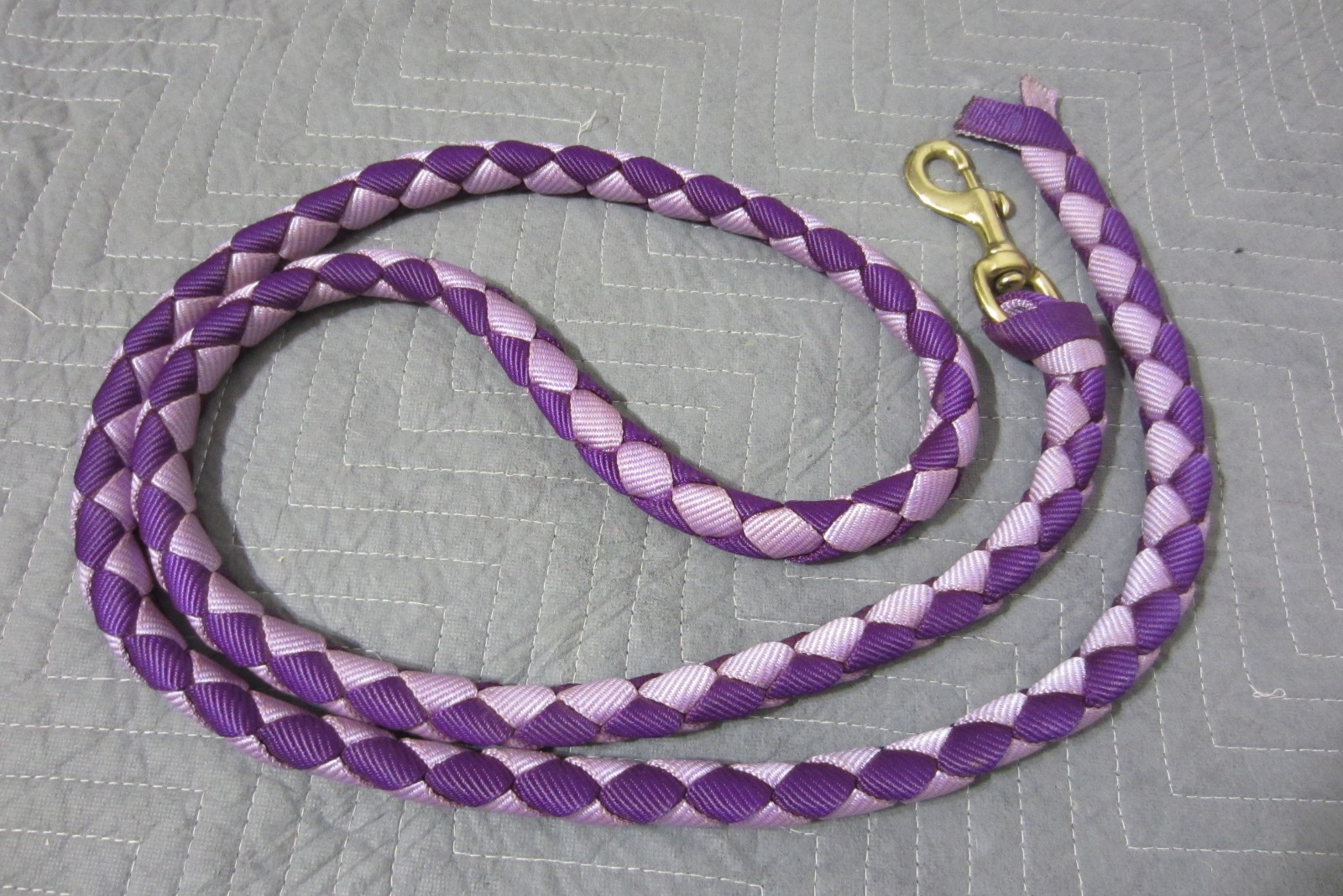 Triple E Braided Nylon Lead Horse Livestock 8 ft. Heavy Duty Purple and Lavendar