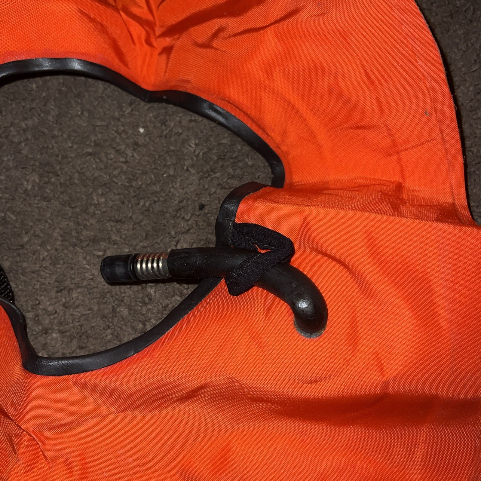 Vintage SCUBAPro Diving BCD Buoyancy Control Vest Orange CO2 Inflatable