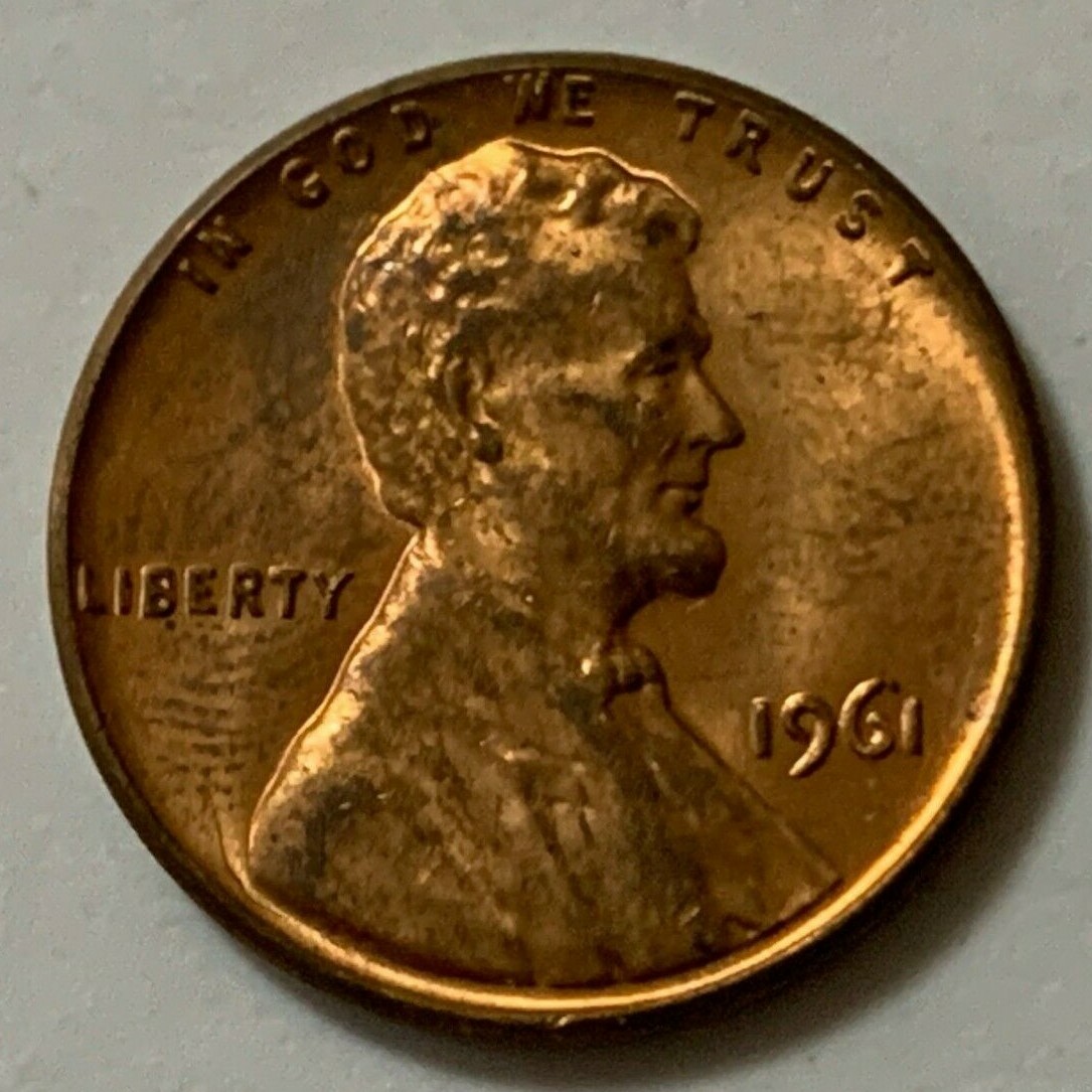 1961 P Lincoln Memorial Penny - UNC - Beautiful Red Tone. Combined Shipping.