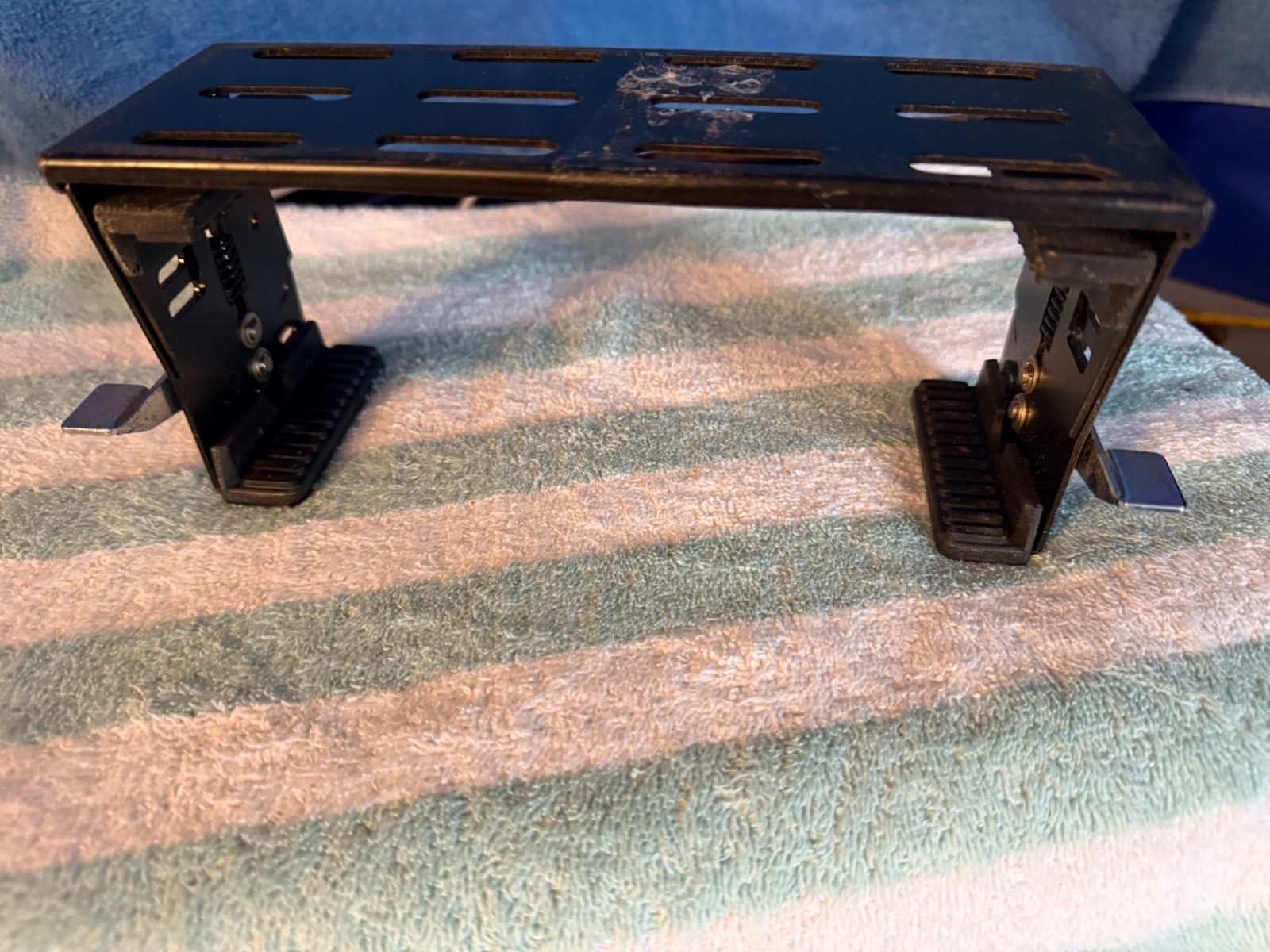 KENWOOD MB-10 Radio Mounting Bracket for TR-751A TM-2570 TM-2550 TM-3530 TM-2530