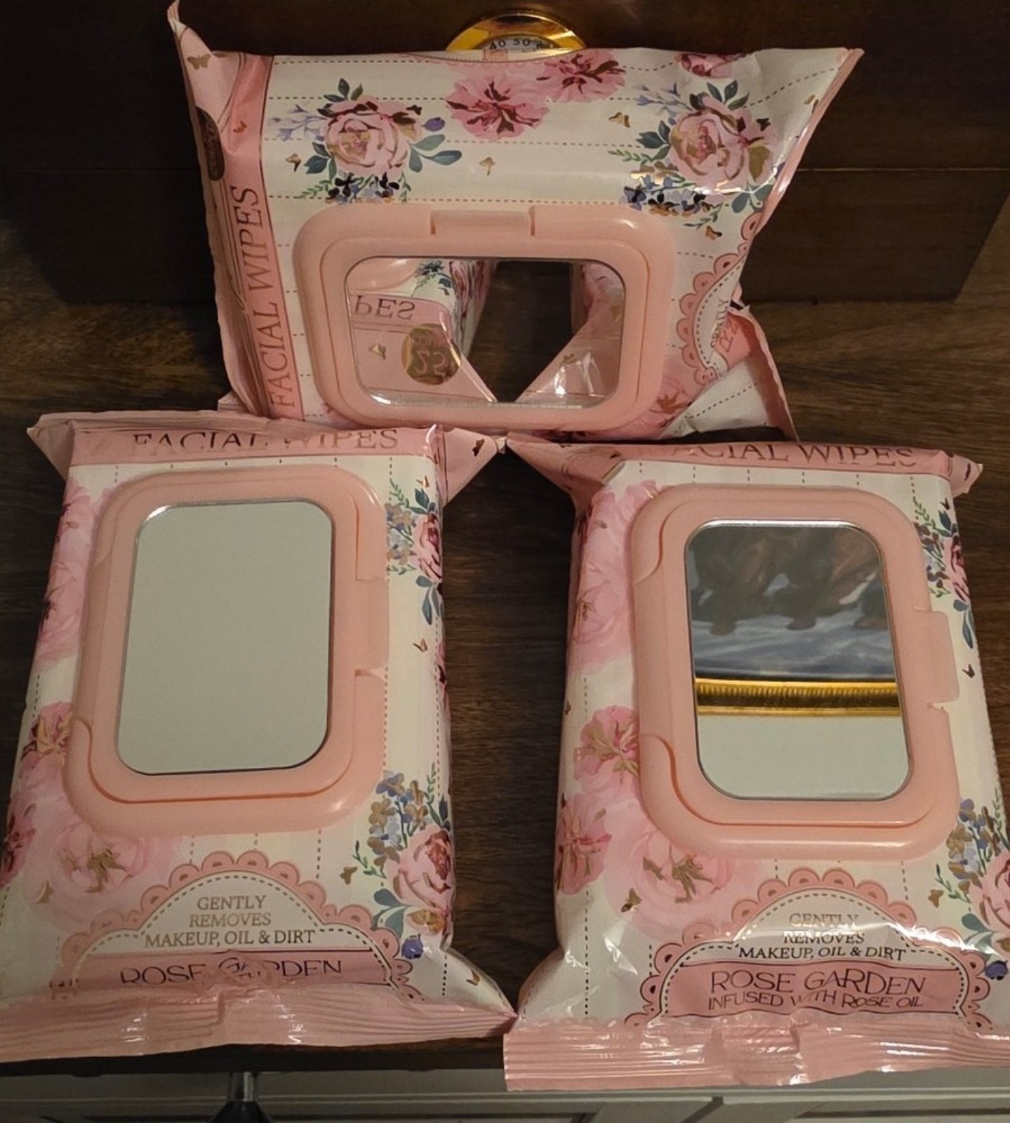 AmberGlow Rose Garden Wipes 30 per pack w/ beauty Mirror Bridgerton themed ×3