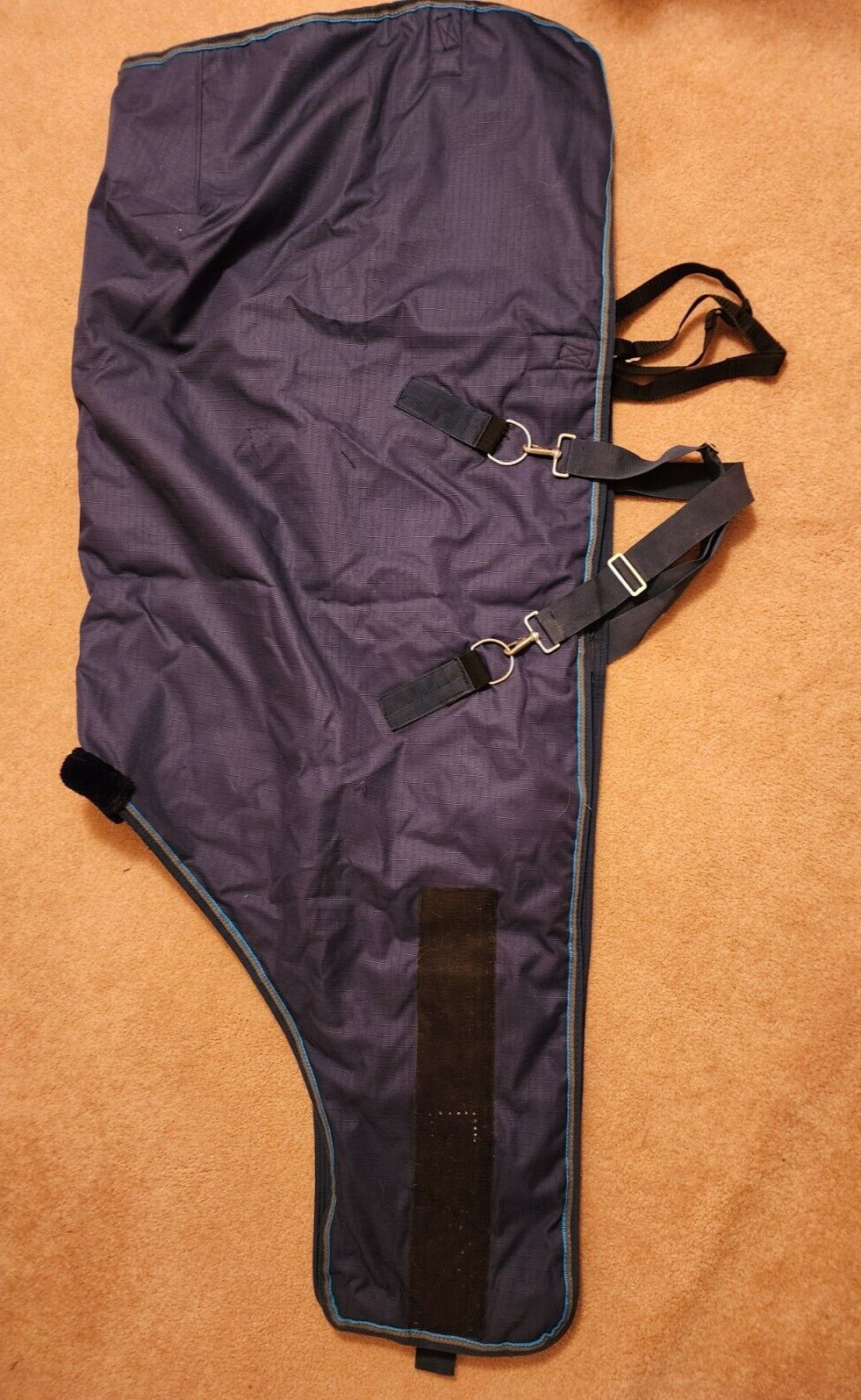 Weanling or Pony Kensington adjustable turnout blanket - Used one night.