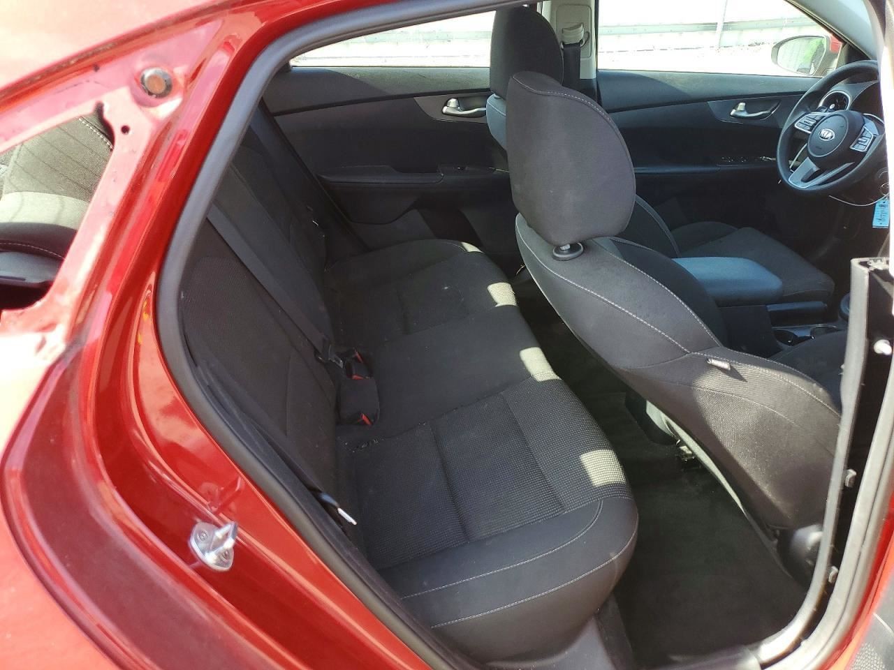FORTE 2019 Glove Box 4978303