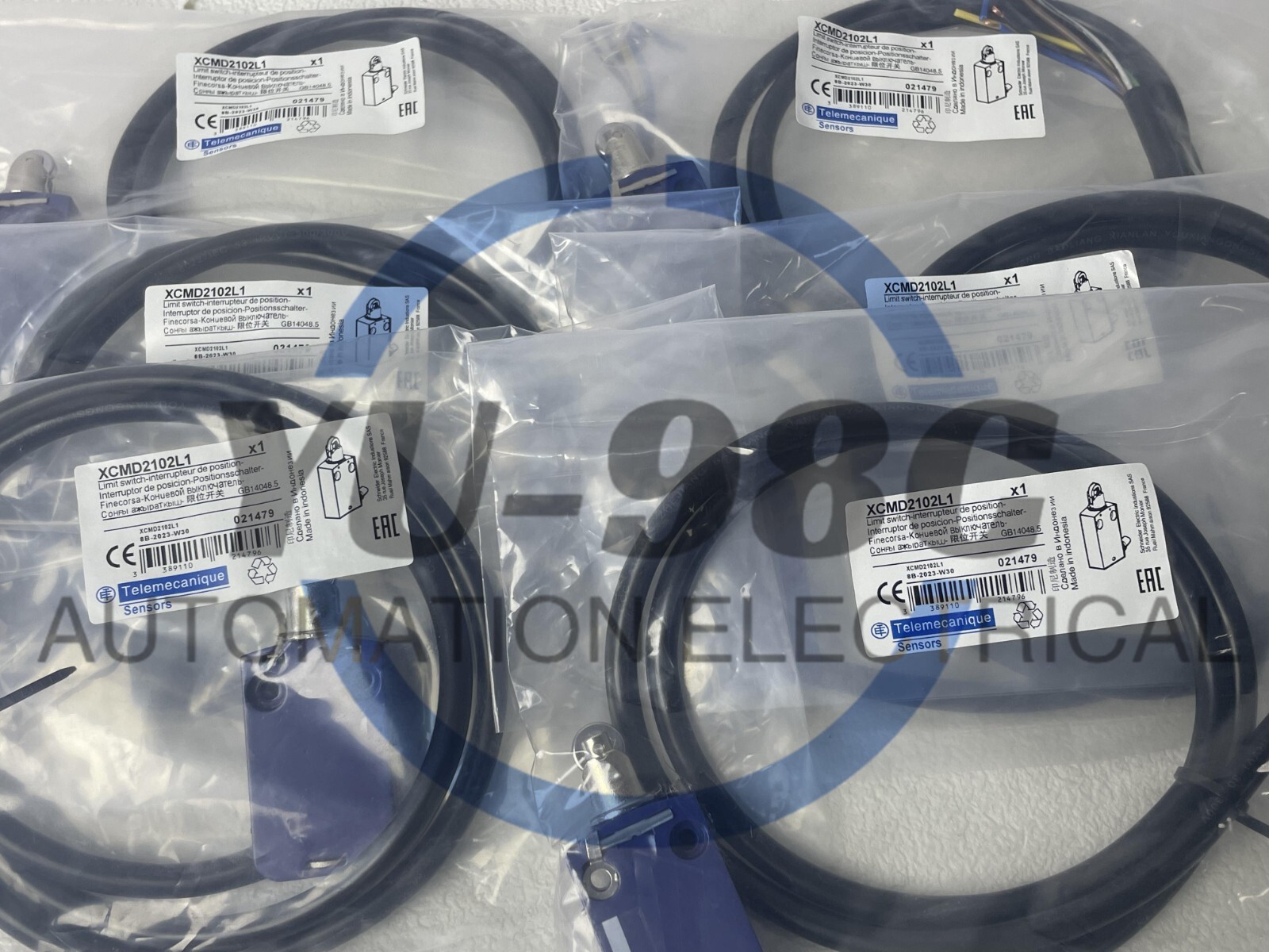 XCMD2102L1 1PCS Brand New Schneider XCMD2102L1 Travel Limit Switch Fast delivery