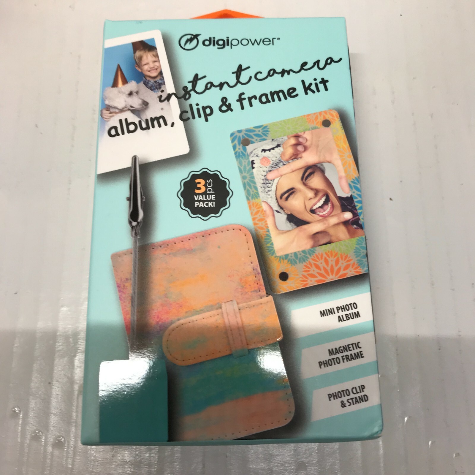 Digipower Instant Camera Album,Frame & Clip Kit