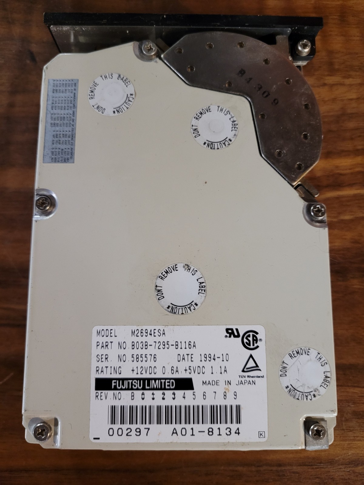 Fujitsu Limited 1.1GB AT Internal 3.5" (M2694ESA) SCSI Hard Disk Drive Works