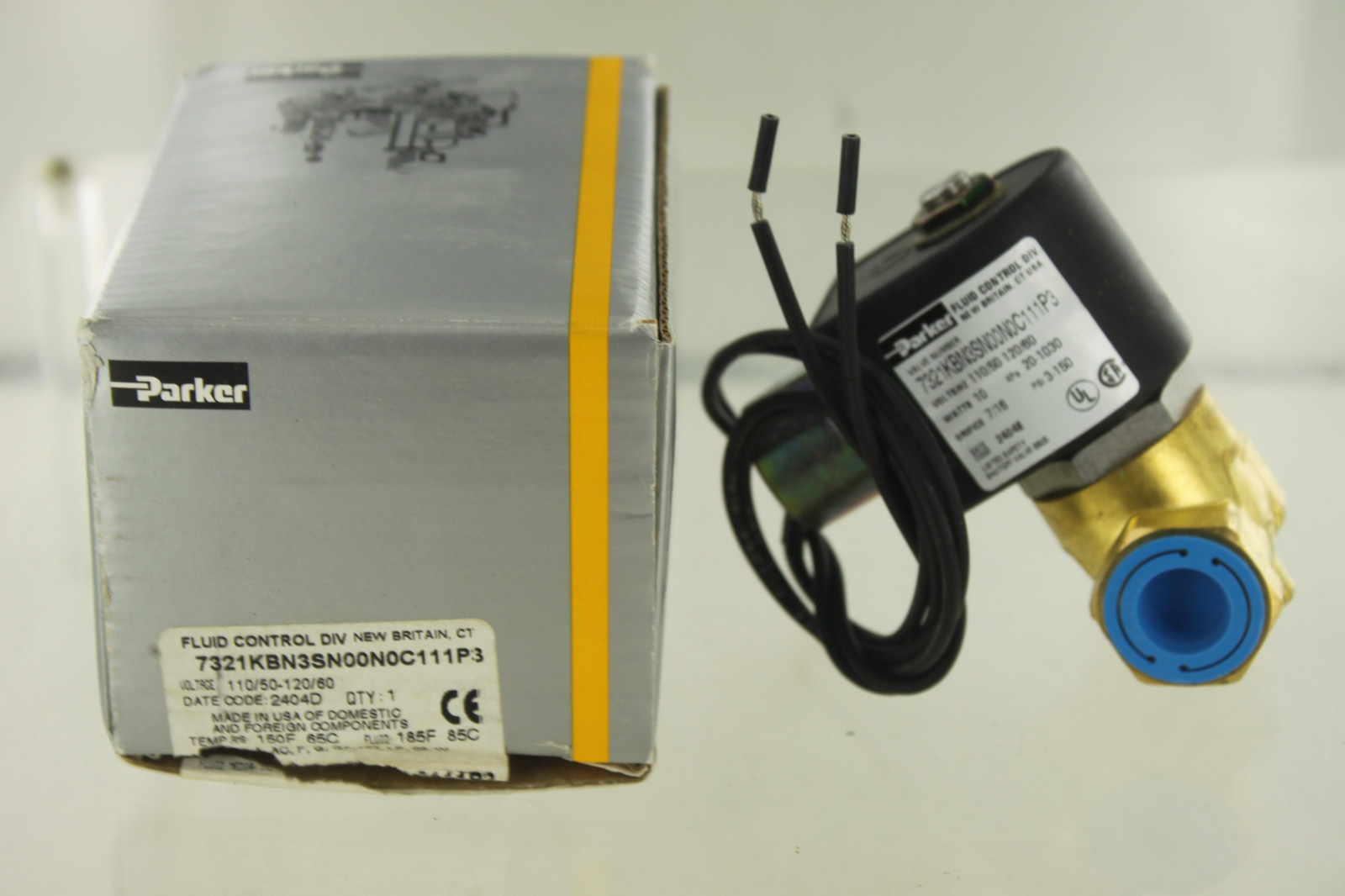 PARKER 7321KBN35N00N0C111P3 SKINNER VALVE NEW