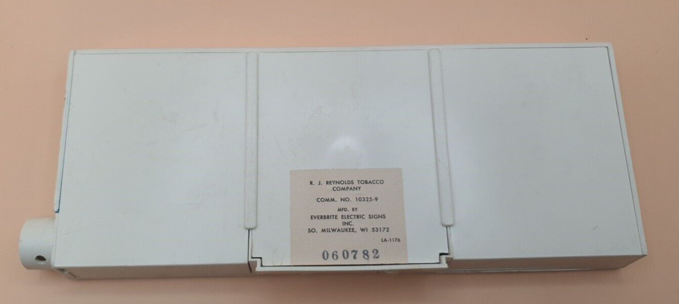 ORIGINAL 1990's Vantage Cigarette Daily Calendar Vintage