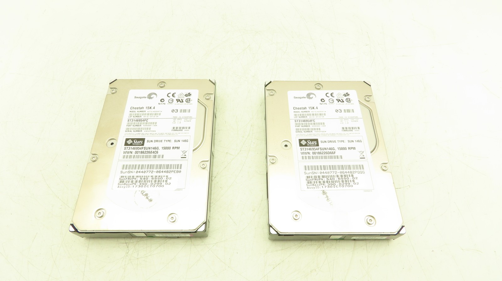 Sun/Seagate Cheetah 15K.4 Hard Drive Fibre Channel 15k rpm 3.5" 146Gb Lot of 2
