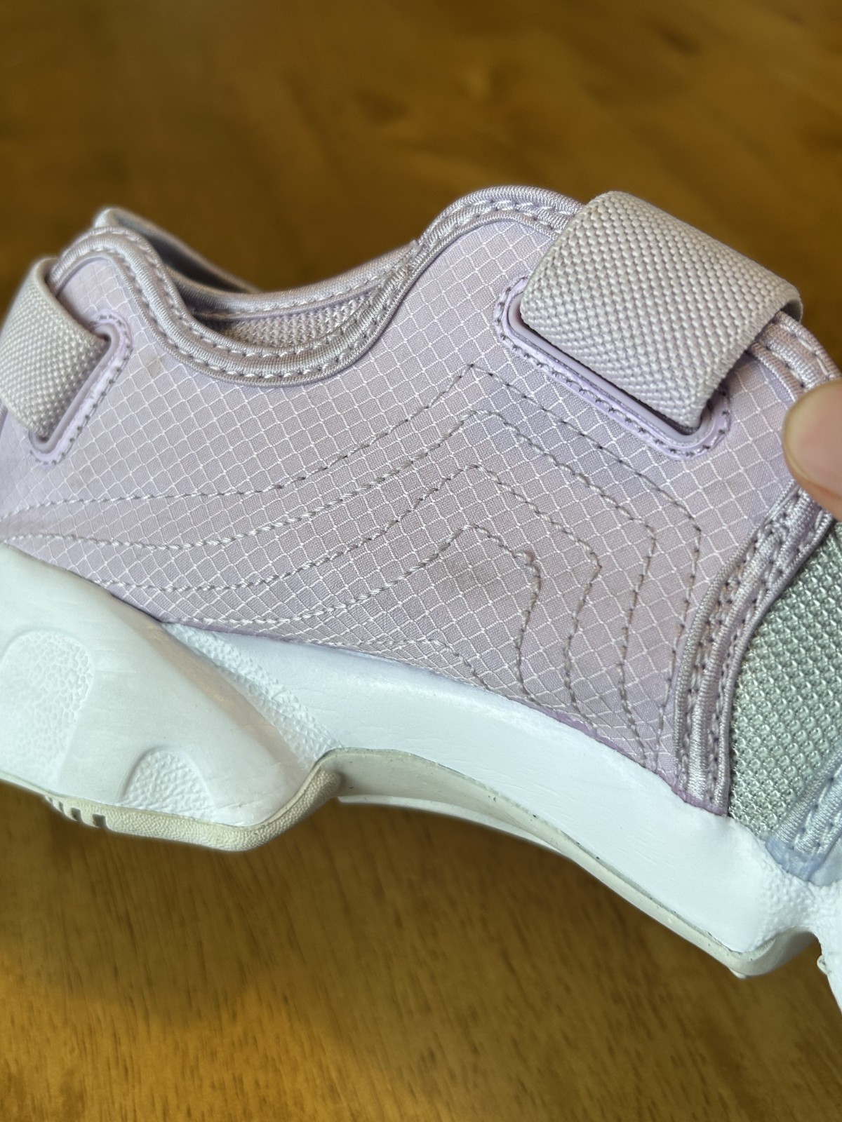 Nike Air Rift DV2926-300 Split Toe Tabi Sneakers Women US 9 Pastel Color Japan