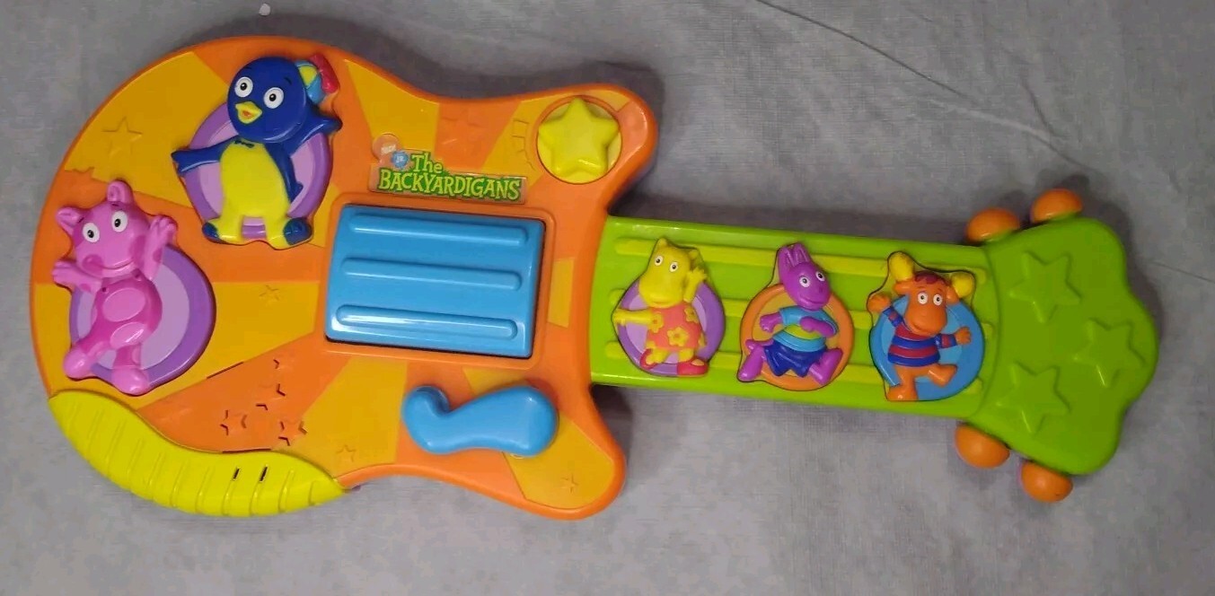 The Backyardigans Guitar Sing & Strum Musical Instrument 2006 Mattel Toy