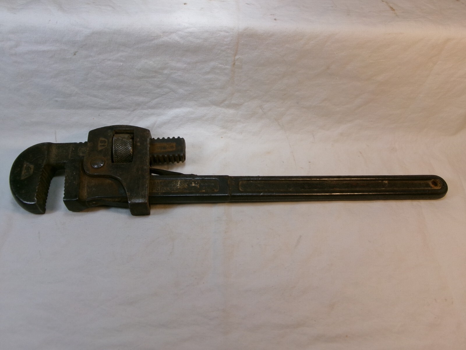 Antique Trimont Mfg Co Pipe Wrench No.18 Roxbury Mass USA