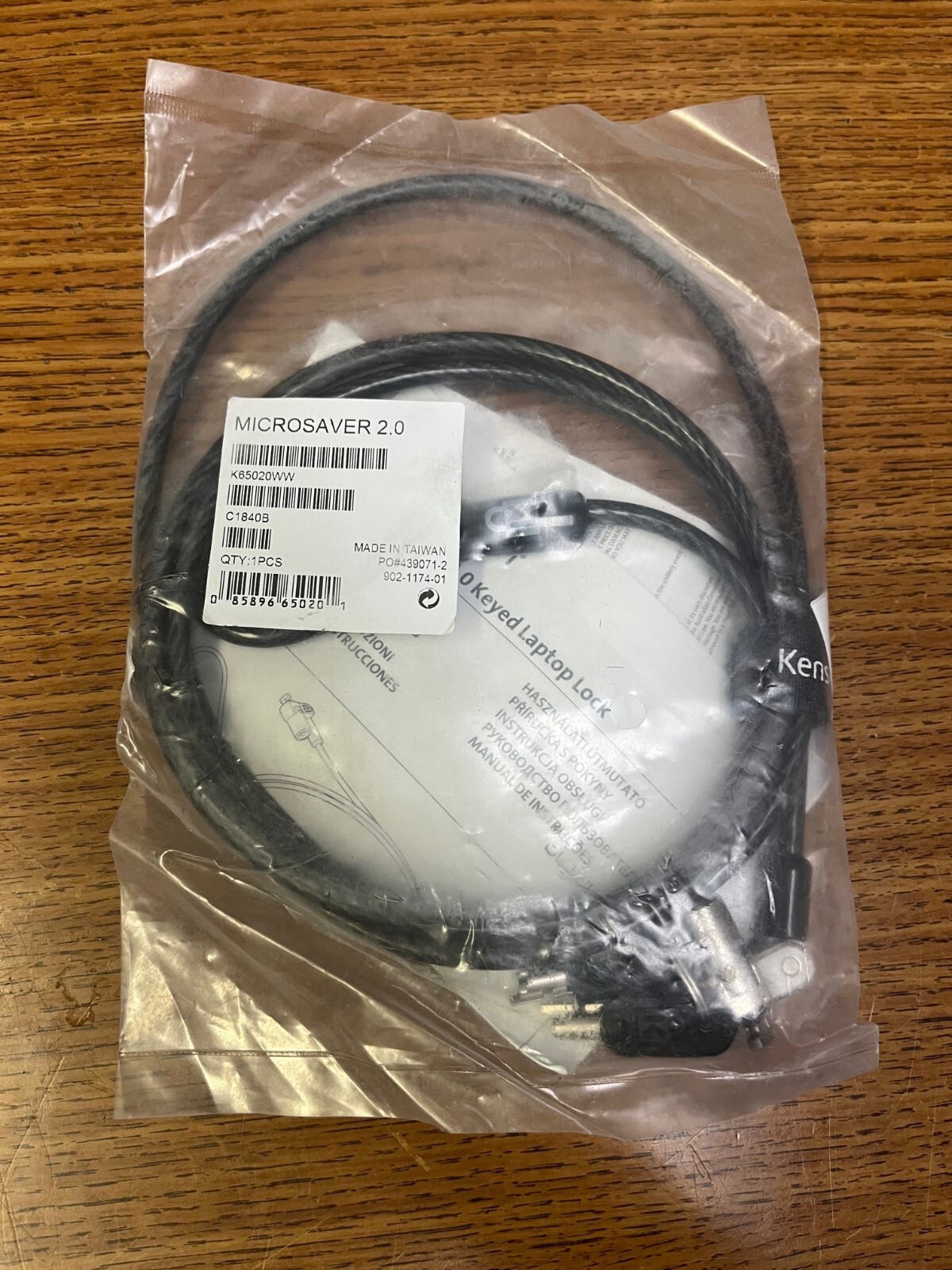 Lot of 2 [NEW] Kensington MicroSaver 2.0 K65020WW Keyed Laptop Lock