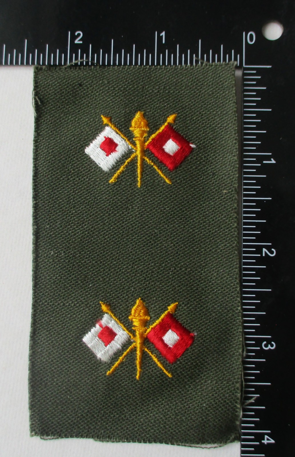 Early 1960s PATCH with Pair US ARMY SIGNAL CORPS OFFICER Collar Insignia