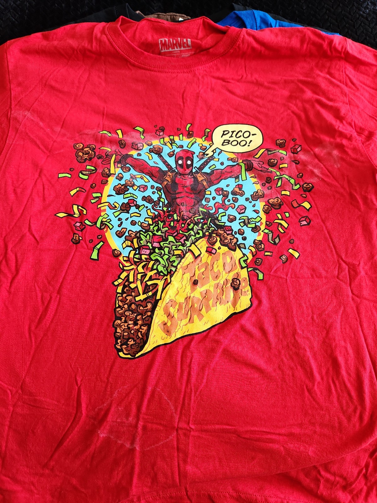Loot Crate Exclusive NEW T-Shirt - Size M Medium - Deadpool Taco Surprise