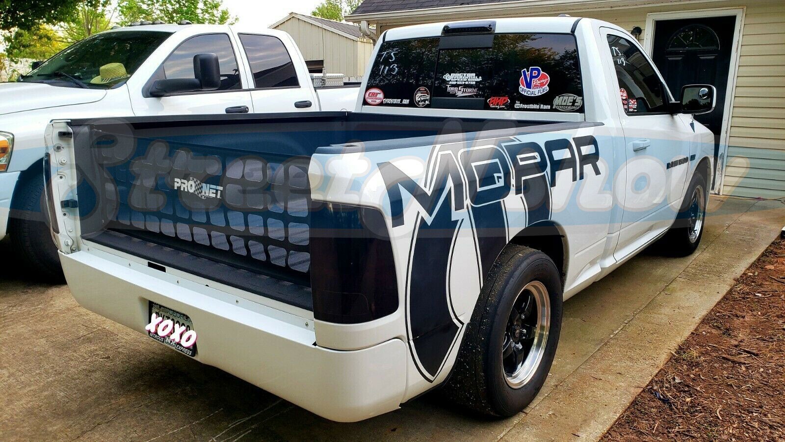 2009-2018 Dodge Ram PICKUP Steel Rollpan w/plate box & light Roll Pan