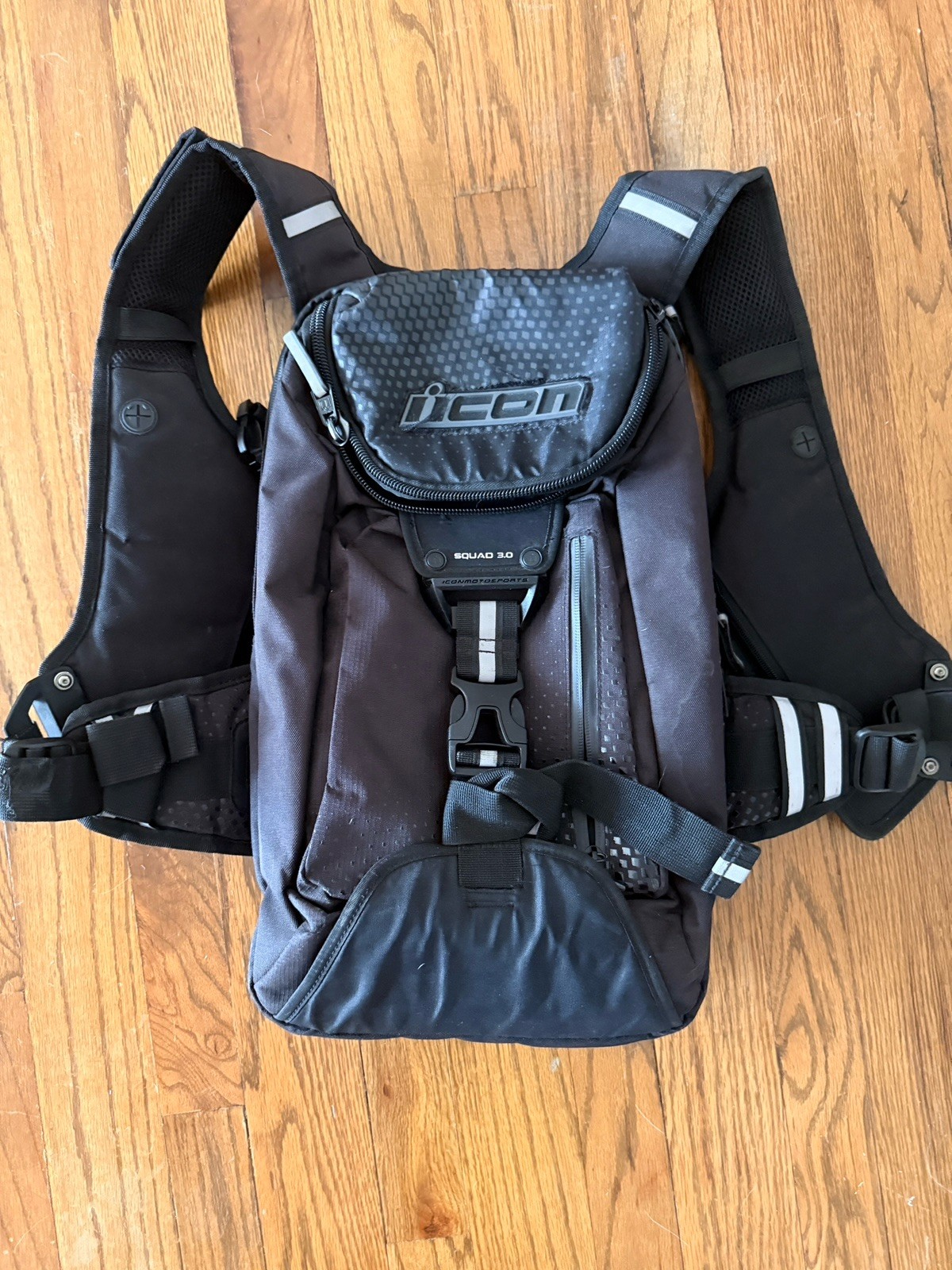 ICON Squad 3.0 Motorcycle Hydration Backpack Riding Pack Black NO Bladder
