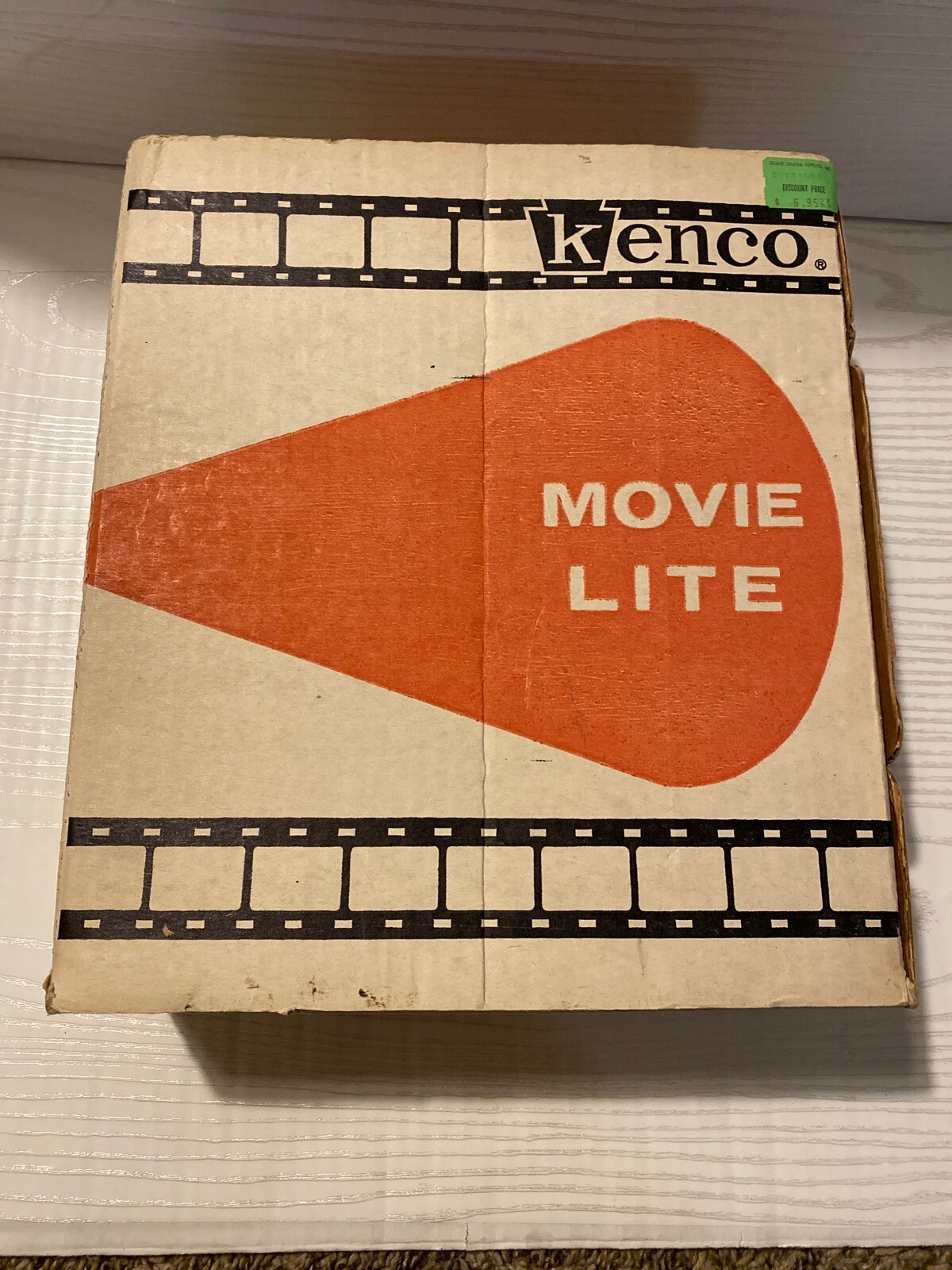 Vintage GE Kenco (875N) Super 8 Movie Lite With Grip & Mounting Bracket