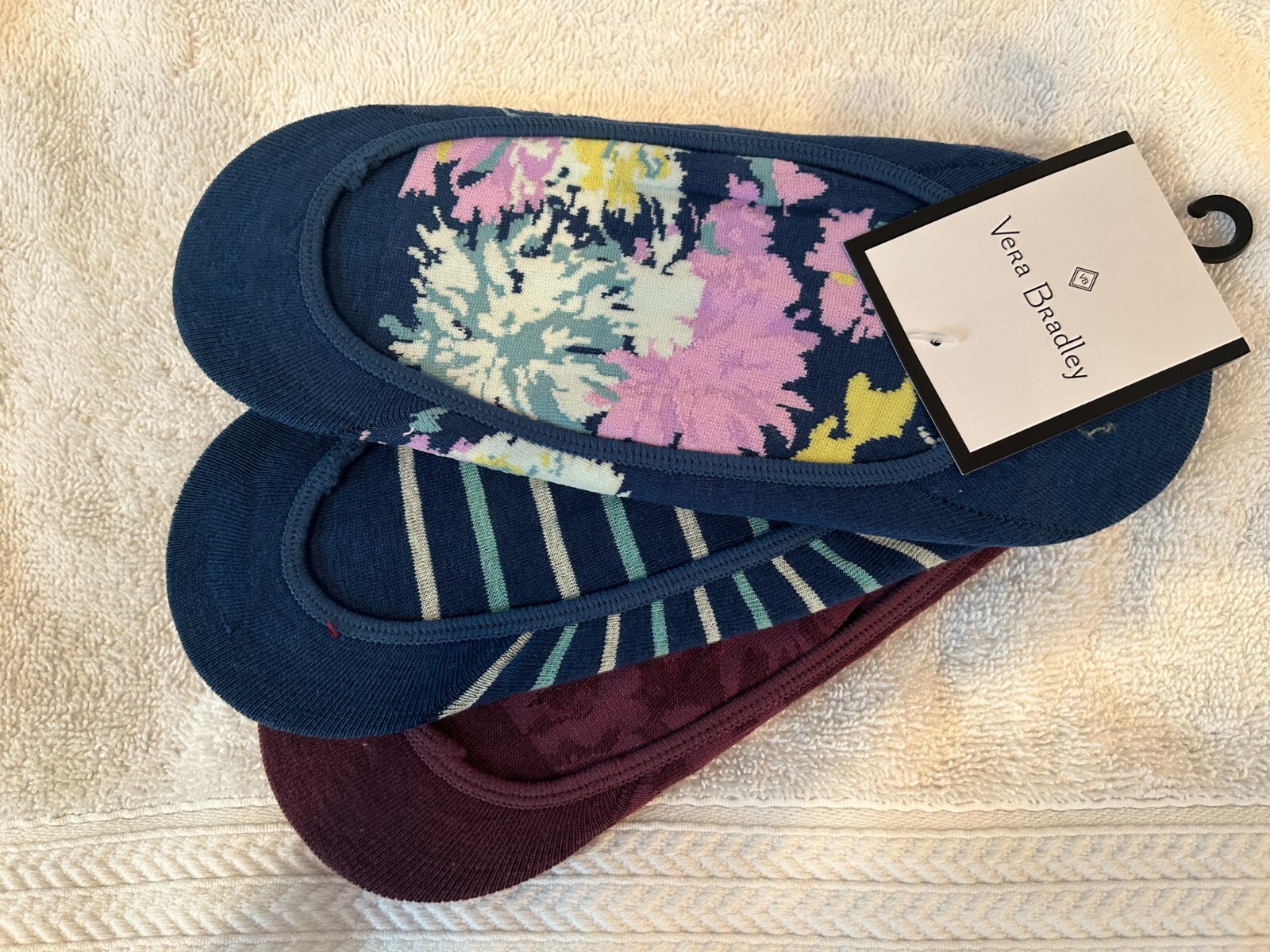 NWT VERA BRADLEY LOW-CUT LINERS NO-SHOW SOCKS 3-Pack Chrysanthemum Crush