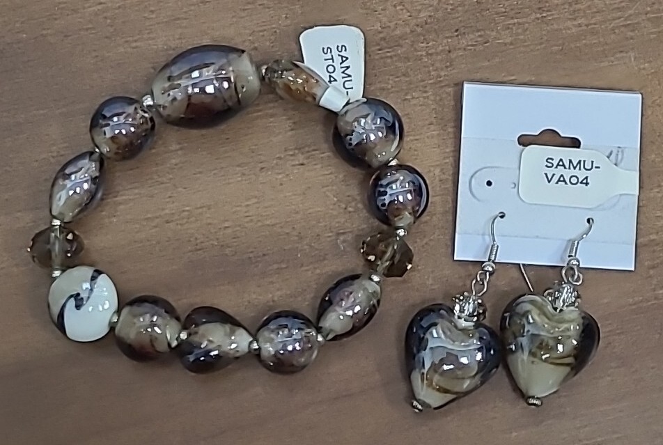 Vintage Murano Glass Made Italy HEART Beaded Set Bracelet & Earrings NEW Grays