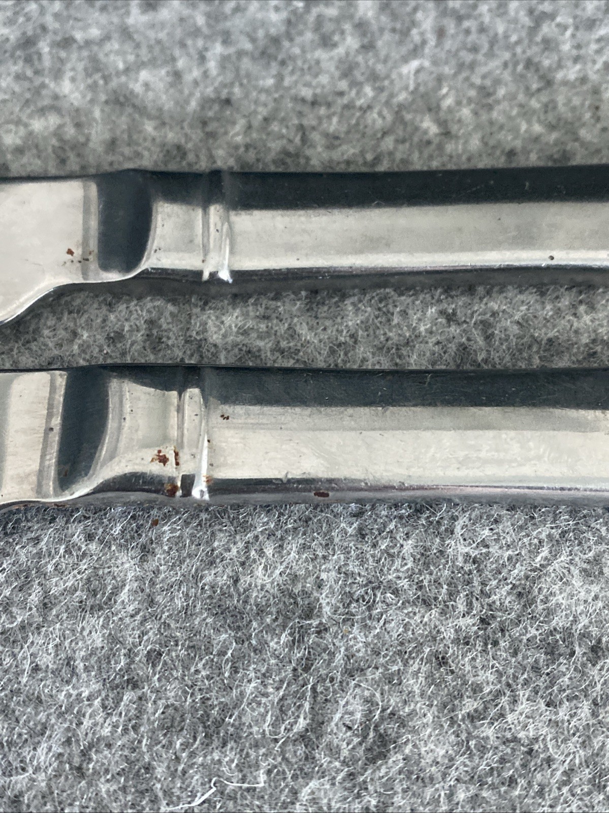 2 pcs Heritage Mint Saffrano Dinner Forks Flatware 18/10 Stainless