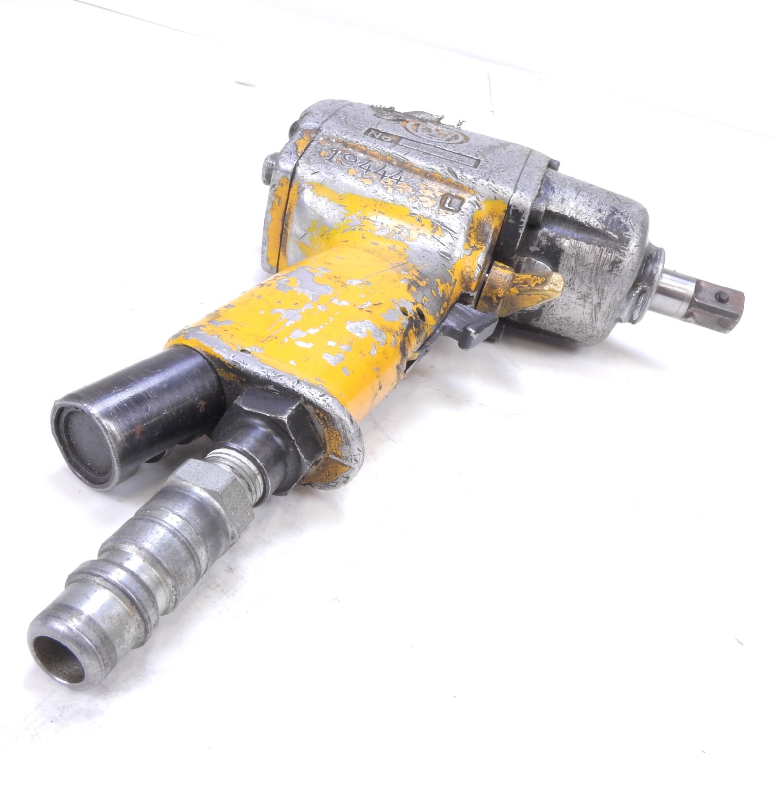 Uryu UX-900 Pulse Tool 1/2" Drive Torque Pneumatic Impact Wrench 28.0-55Ft- Lbs