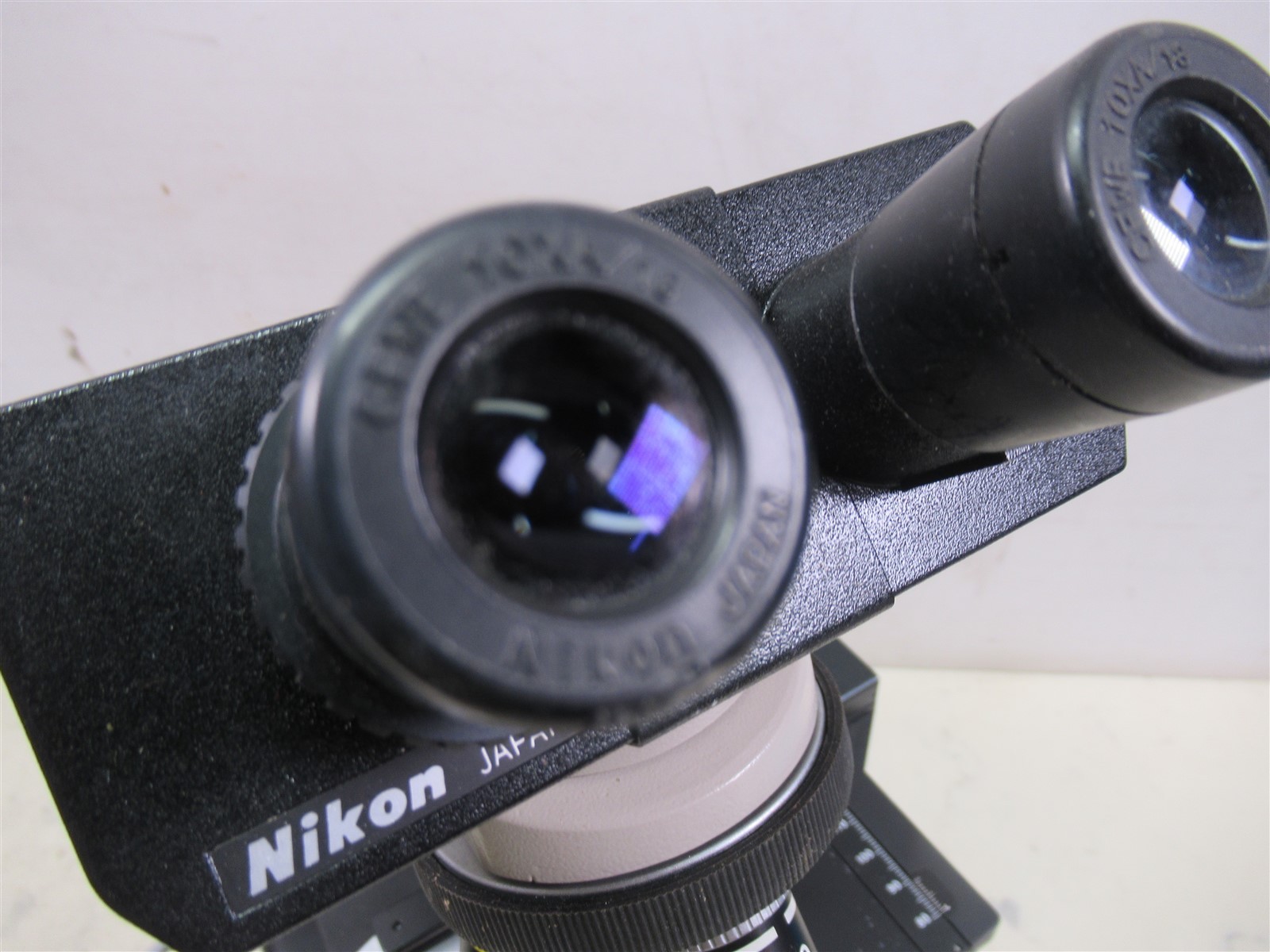 Nikon Alphaphot 2 YS2 Binocular Microscope 4 Objectives 2 Eyepieces Lab Medical