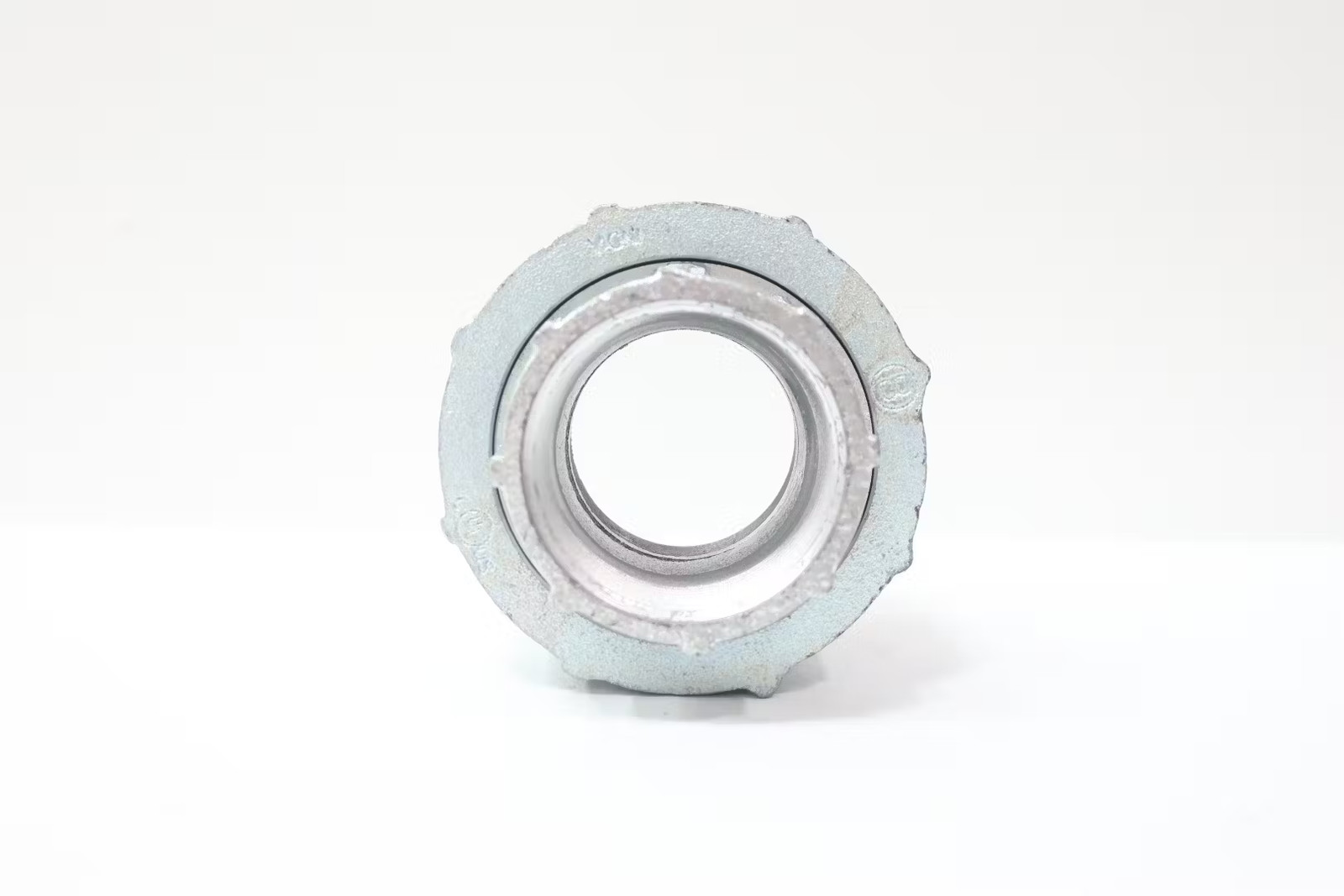 Bridgeport 1126-RT Conduit Coupling 2in Threaded
