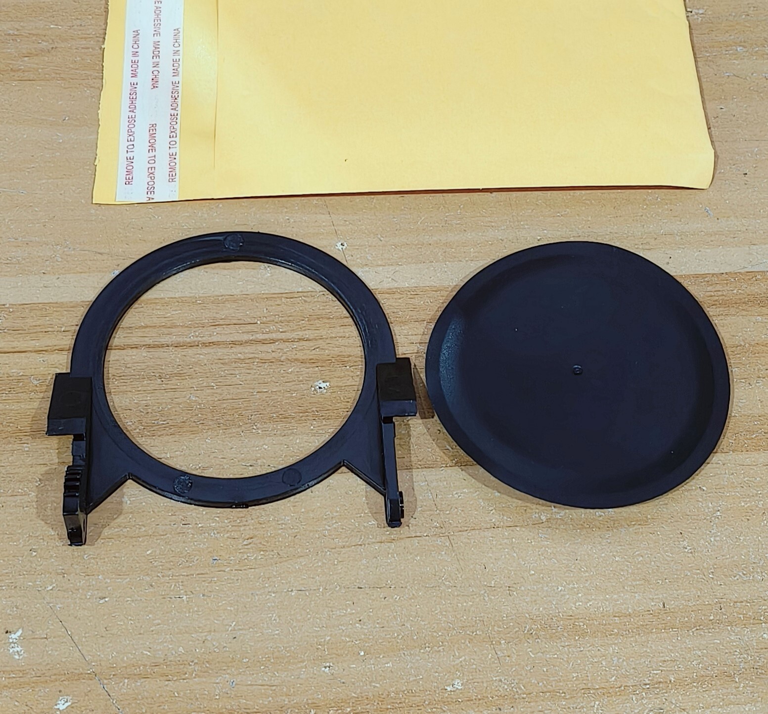 241688701 Dispenser Door Seal Flap & 241688401 Ice Chute Assy Fits Fri-gidaire