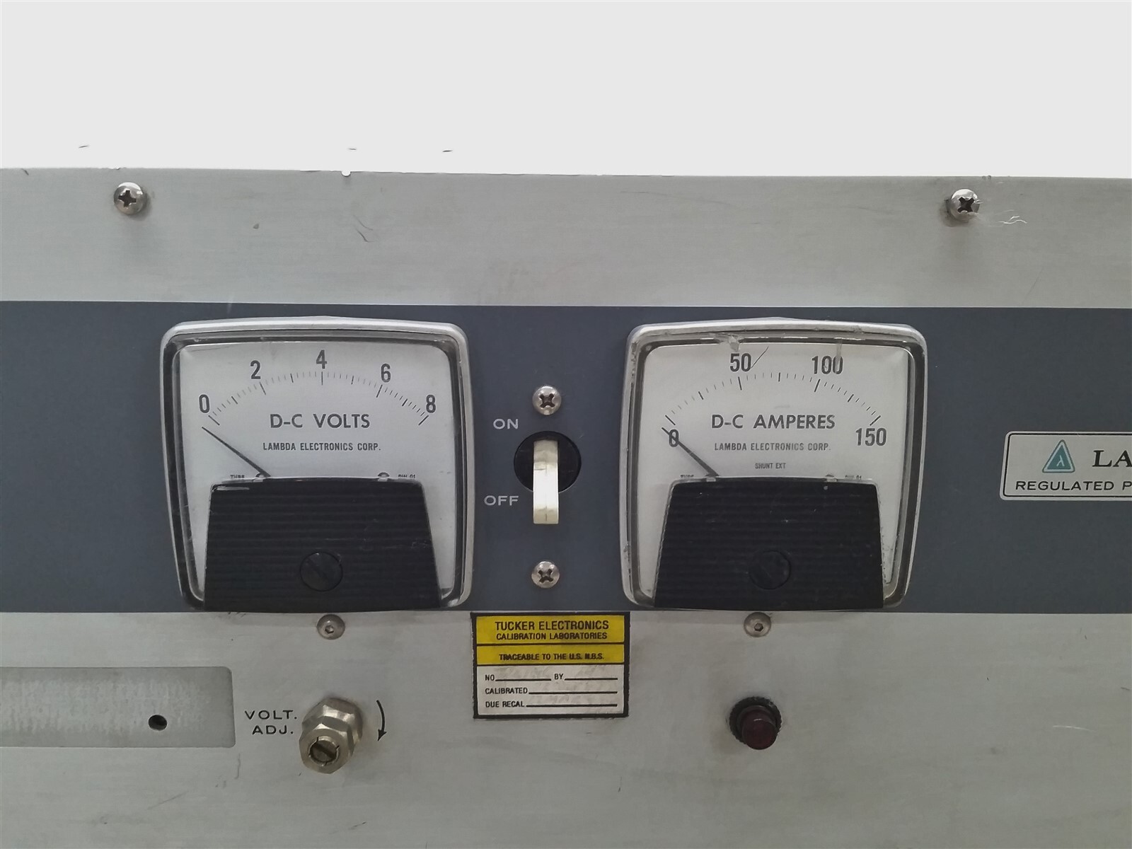 LAMBDA TDK REGULATED LB-SERIES DC 4U RACKMOUNT POWER SUPPLY 0-8VDC 0-150A