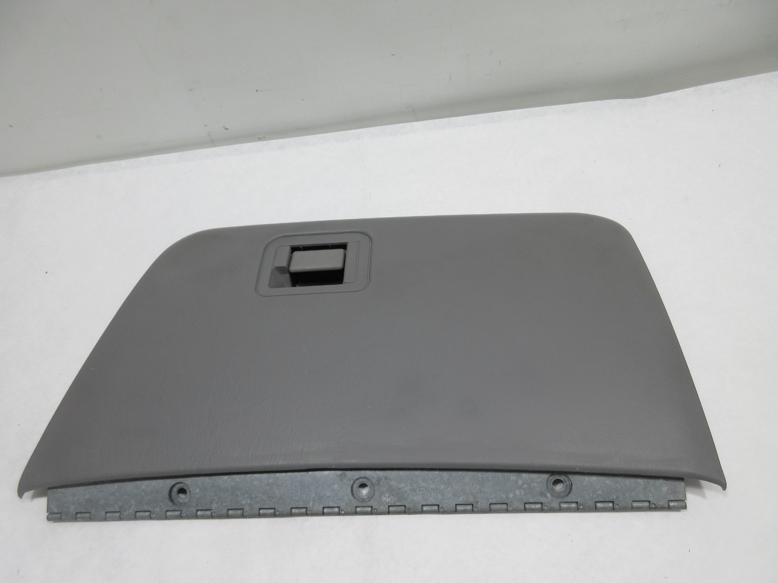 DOOR ONLY GRAY 1999-2004 F250 F350 Super Duty Glove Box Glovebox Compartment