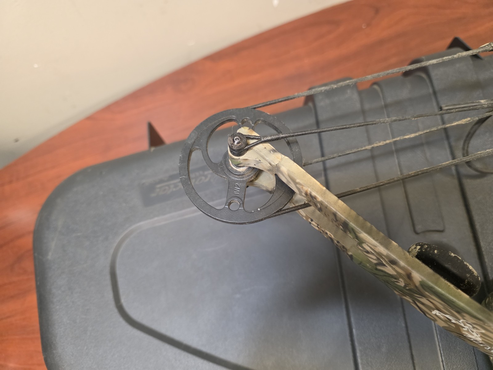PSE Whitetail Extreme Compound Bow RH 29" 60lb Draw