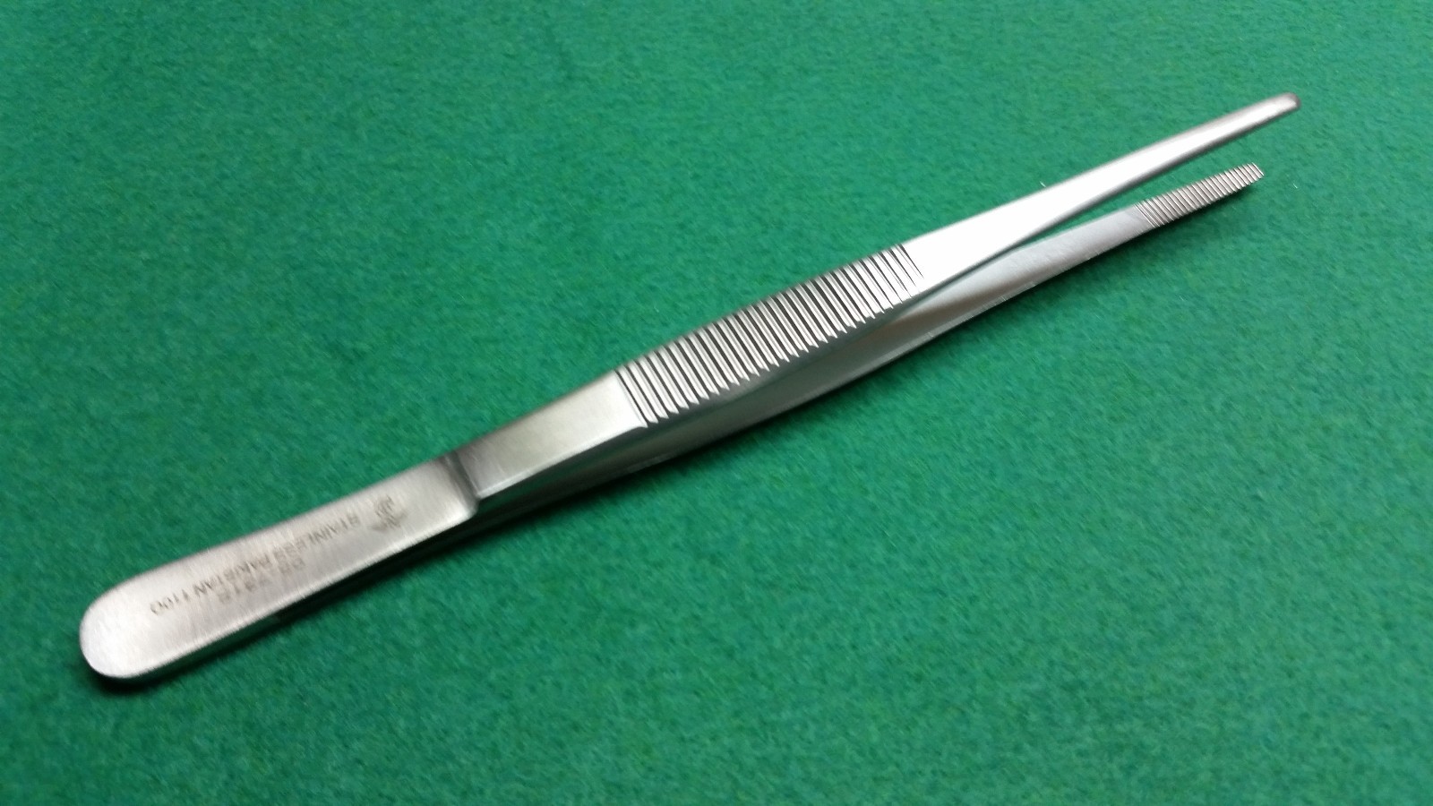 2 O.R PREMIUM GRADE THUMB DRESSING FORCEPS SERRATED 6'' SURGICAL INSTRUMENTS