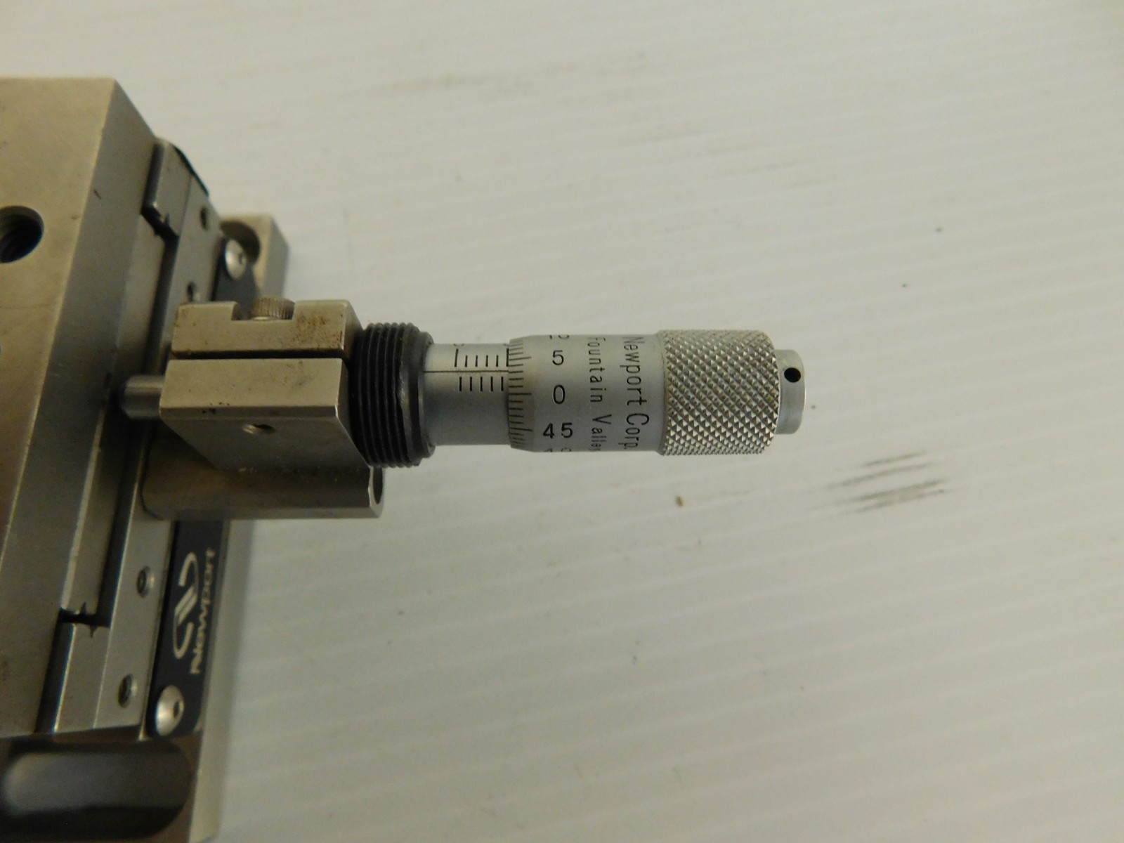 *JM* NEWPORT M-462 LINEAR STAGE (MCE136)