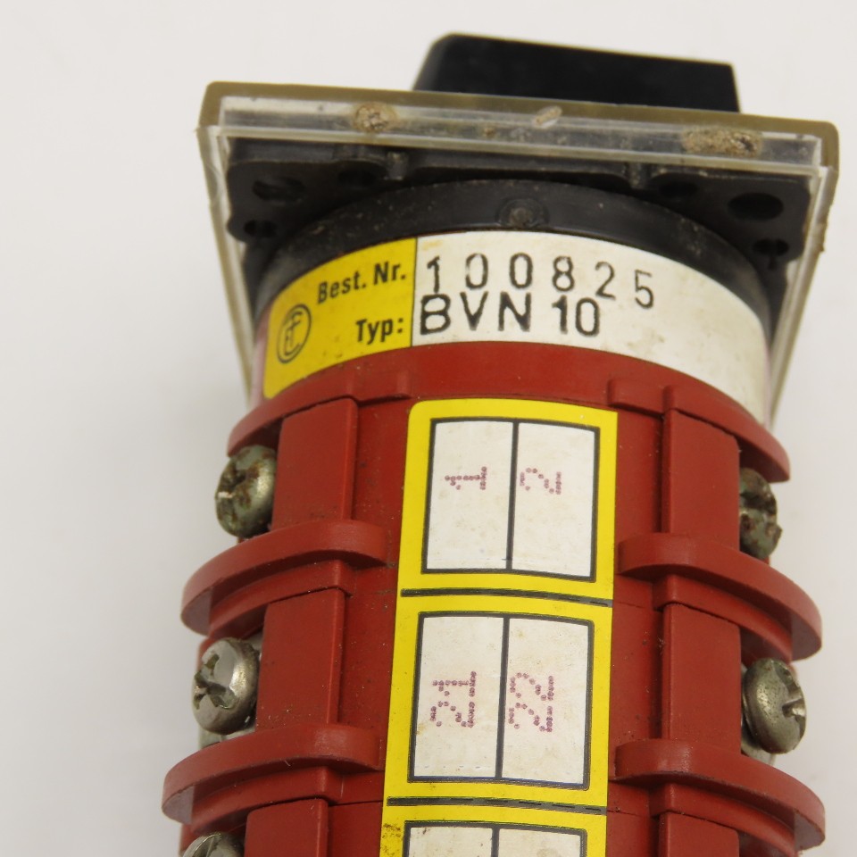 100825 BVN10 3 Position Selector Switch 500V