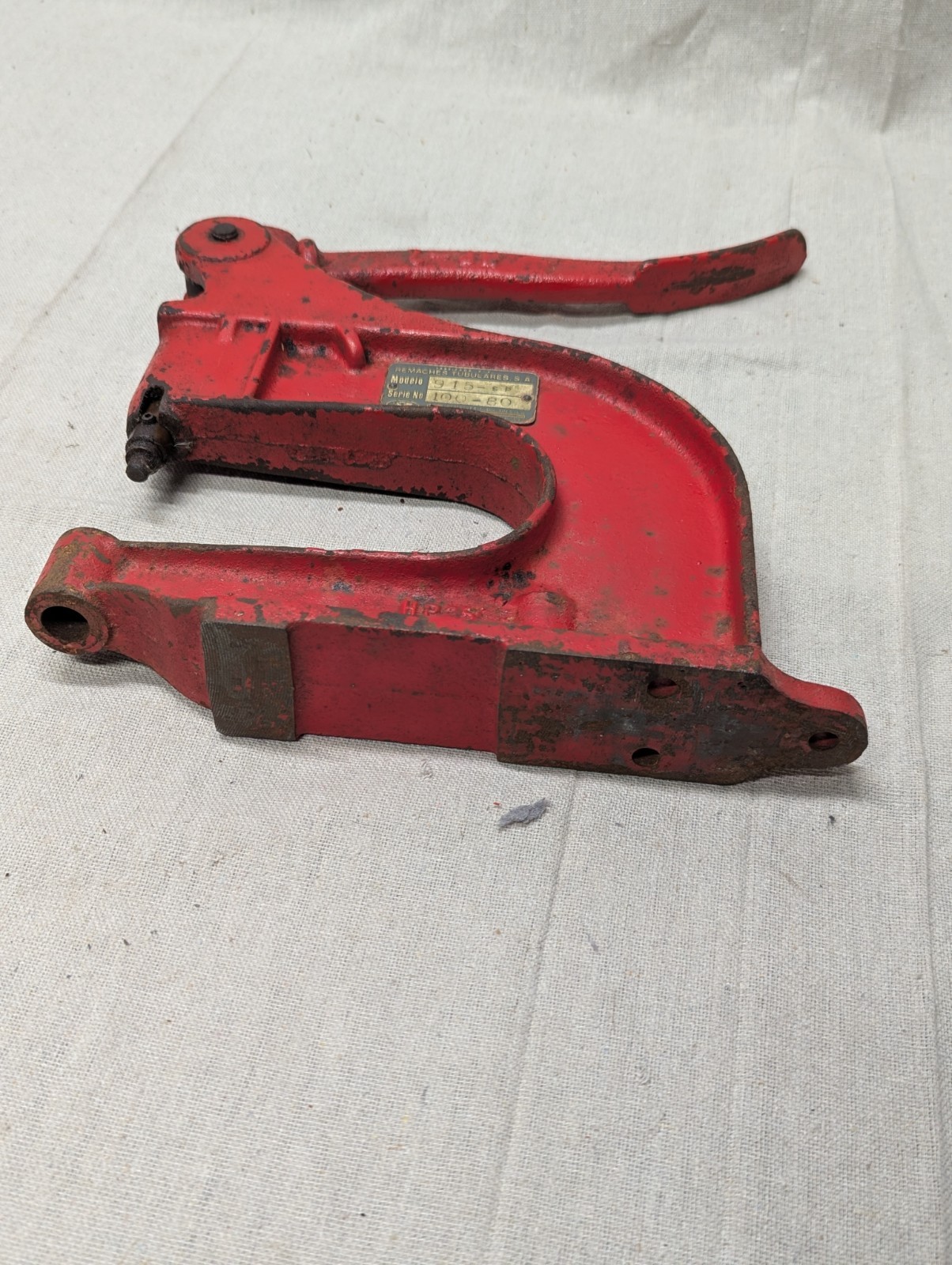 Chicago River & Machine Co Bench Riveter Model 915 915-sp
