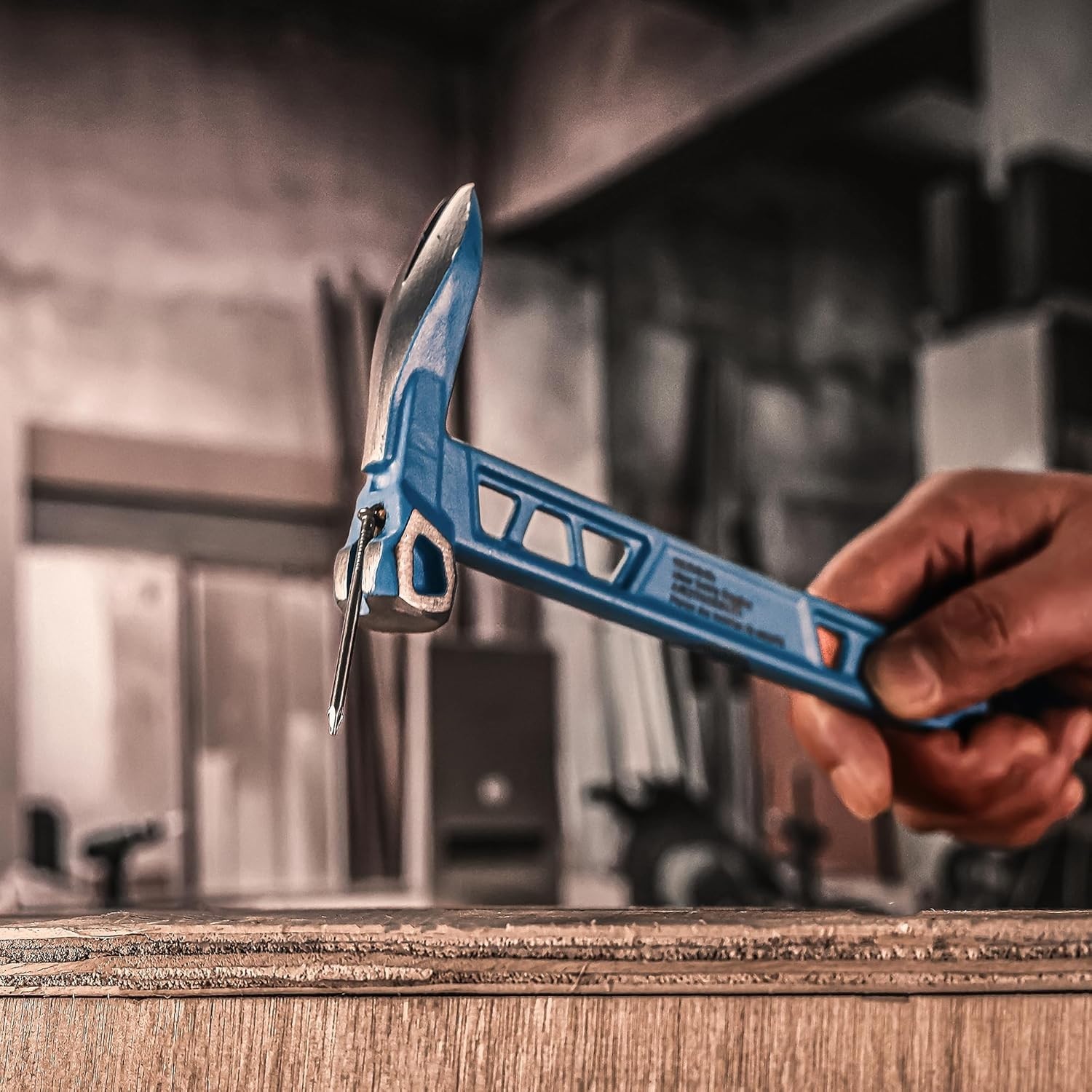 10" Double Ended Nail Puller Pry Bar - Construction Tool