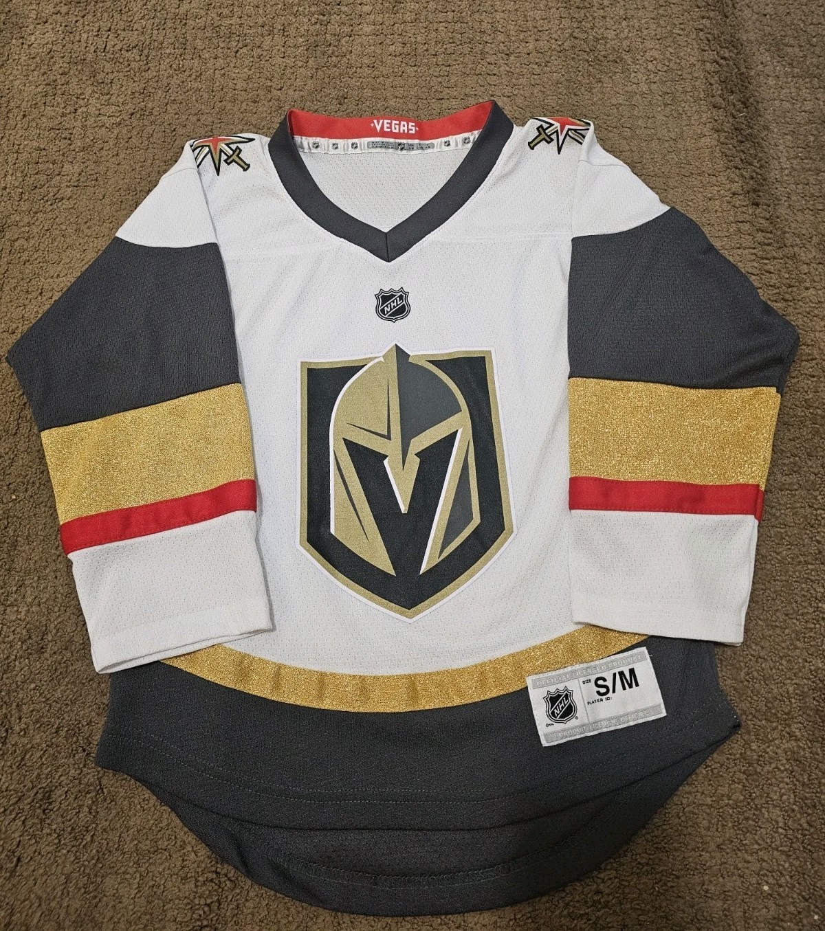 NHL - LAS VEGAS GOLDEN KNIGHTS - Boys White Hockey JERSEY - Youth Small/Medium