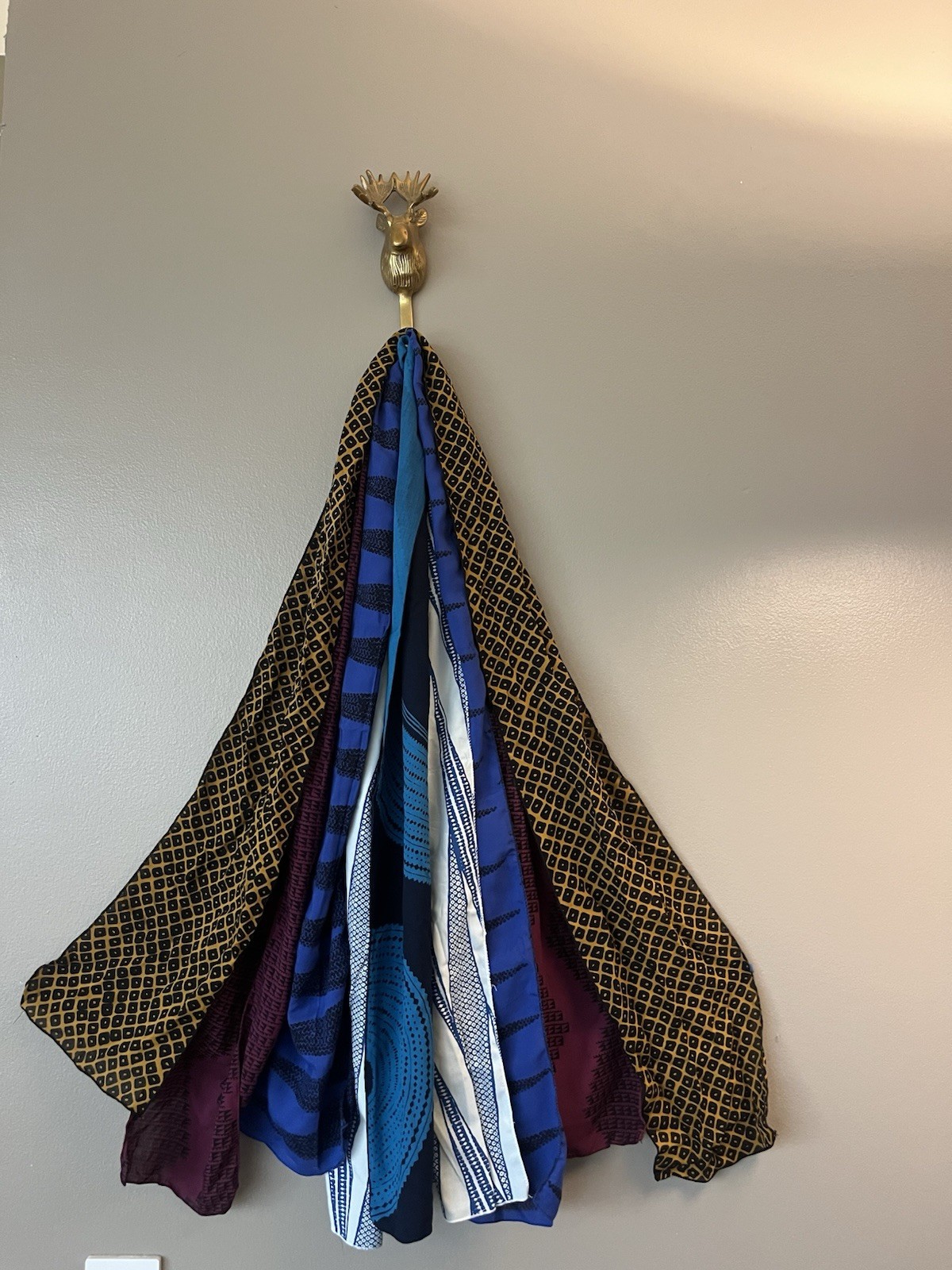 Manaola Pareo Scarves: Custom Cut Scarf, Head Wrap, Fashion  Accessory