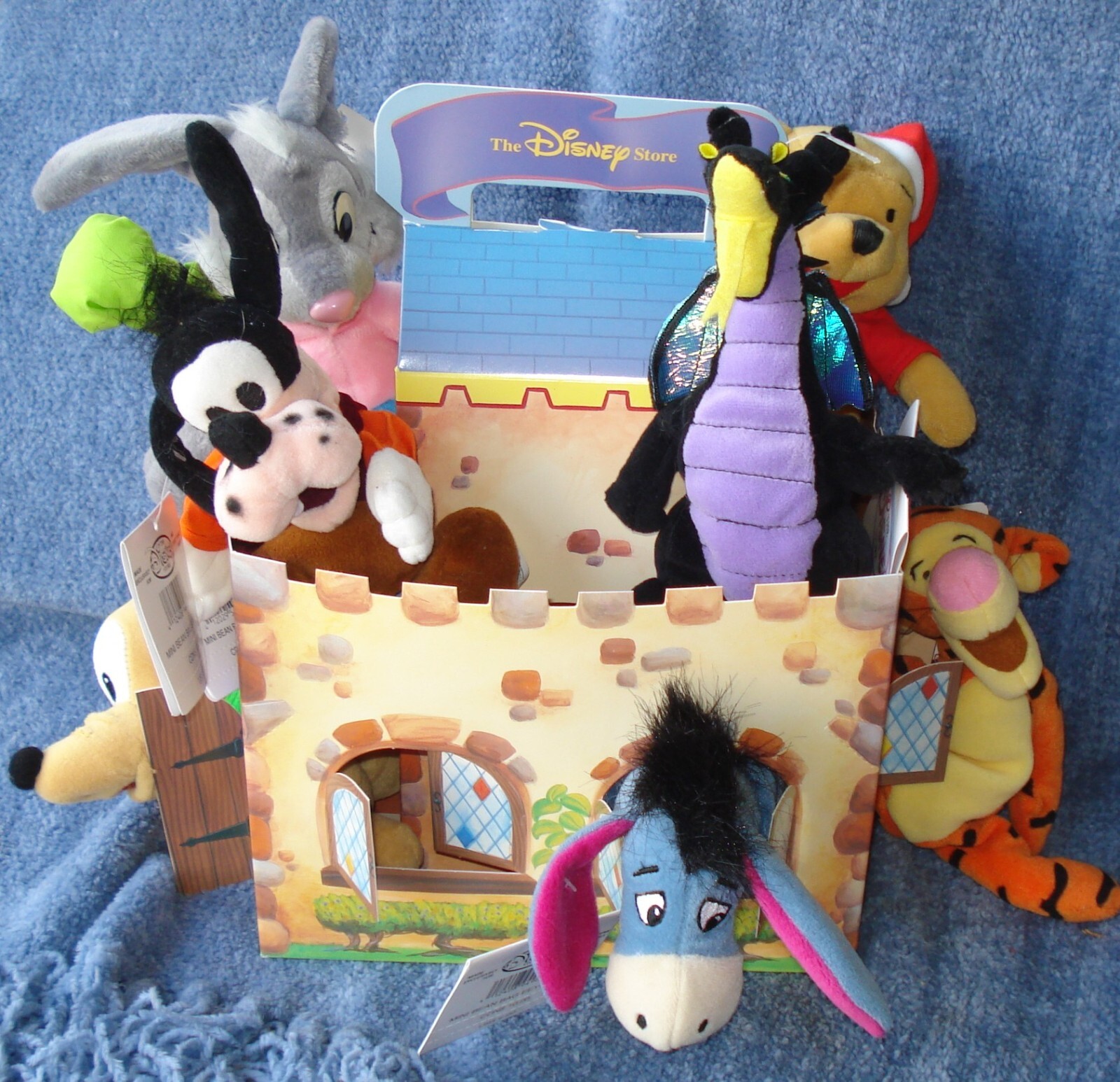 DISNEY'S MINI BEAN BAG MAGICAL CASTLE -MINT IN BOX - BEAN BAGS NOT INCLUDED