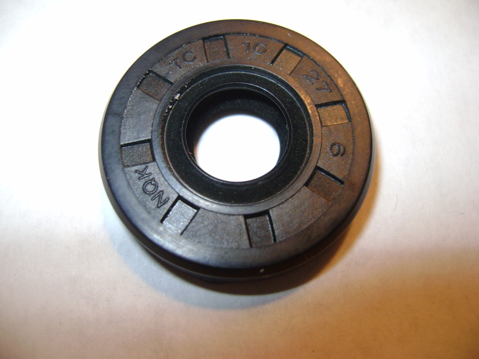NEW TC 10X27X6 DOUBLE LIPS METRIC OIL / DUST SEAL 10mm X 27mm X 6mm
