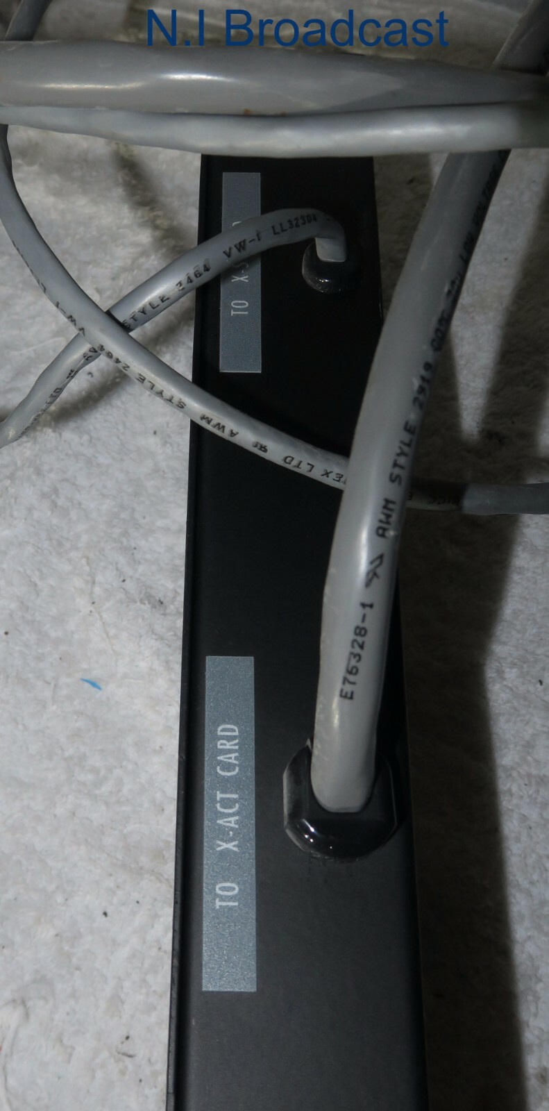 Sadie active breakout rack unit with cable (x-act)