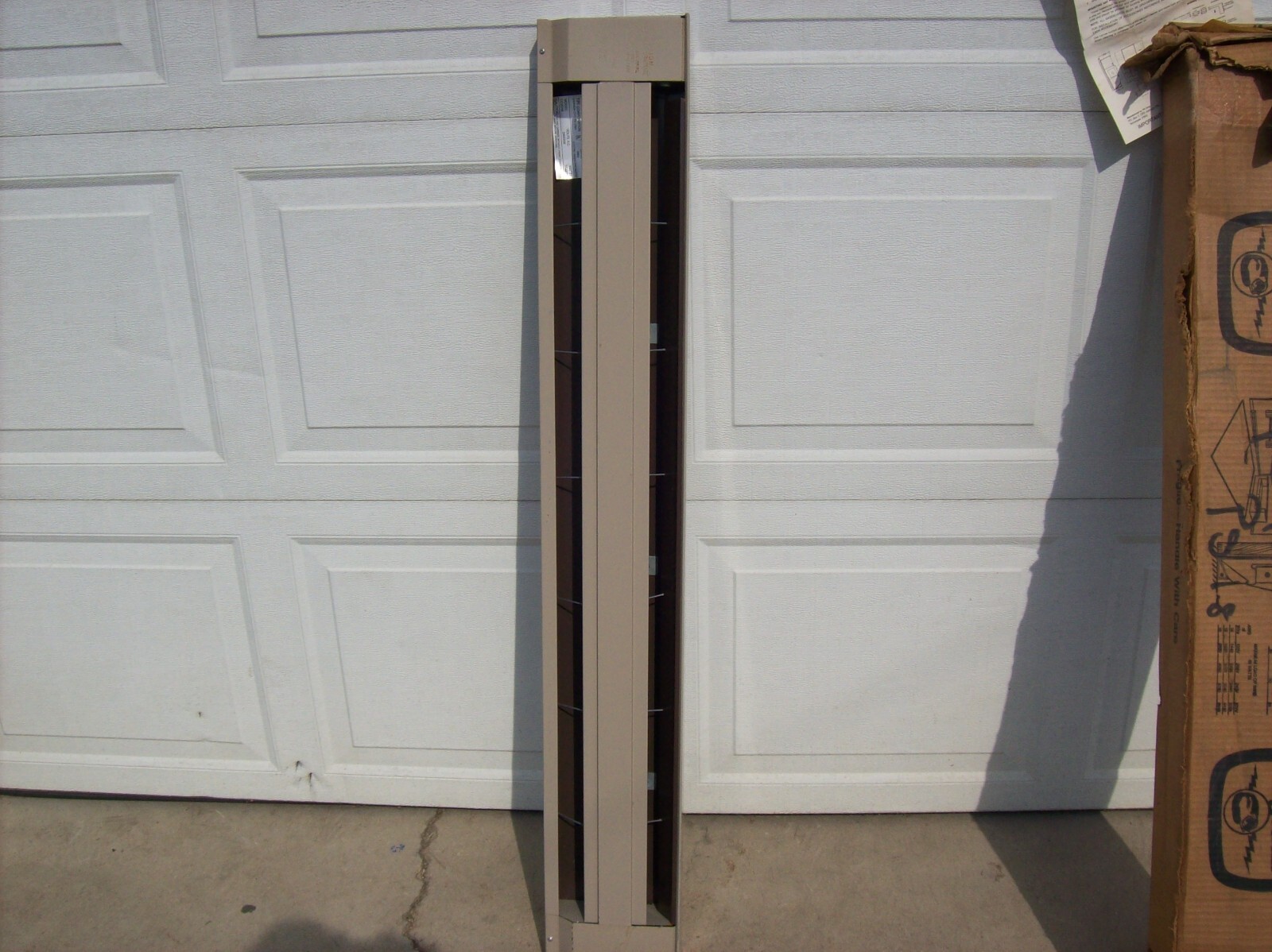 Raywall Electric Heater 3E394 Four Foot Baseboard 240 volt